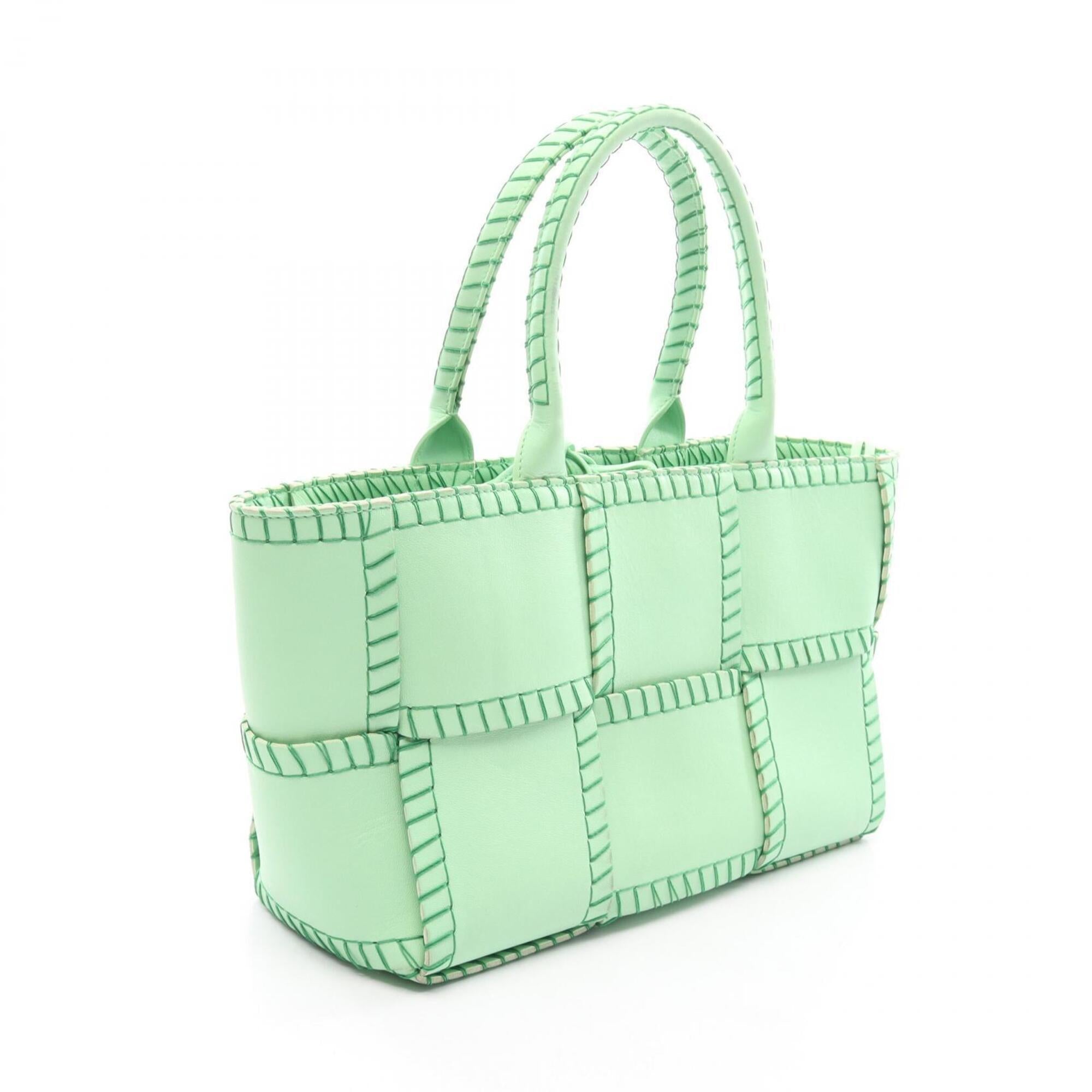 Bottega Veneta Green Leather Handbag Pouch (Pre-Owned)