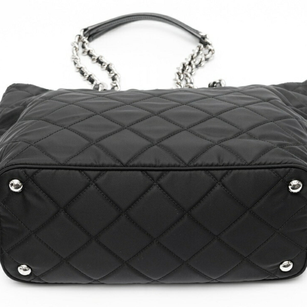 Prada Black Nylon Tote Bag (Pre-Owned)