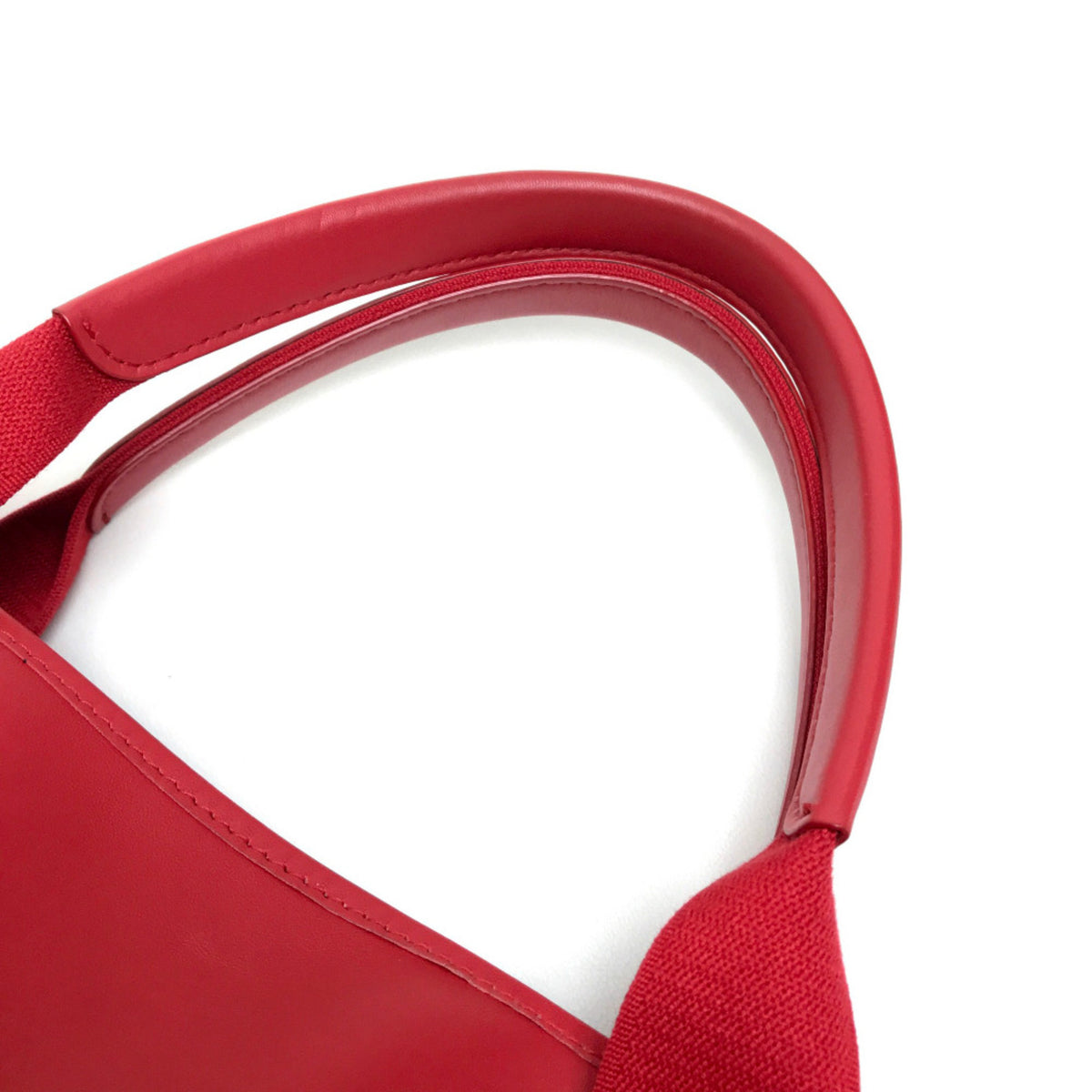 Balenciaga Red Leather Shoulder Bag (Pre-Owned)