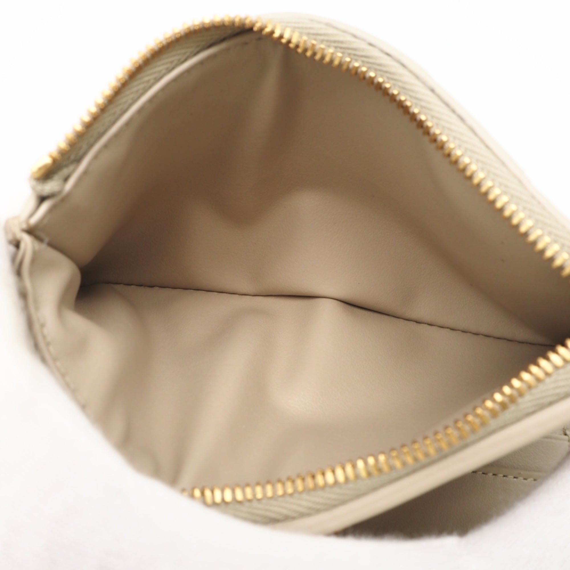 Bottega Veneta Intrecciato Beige Leather Wallet (Bi-Fold) (Pre-Owned)