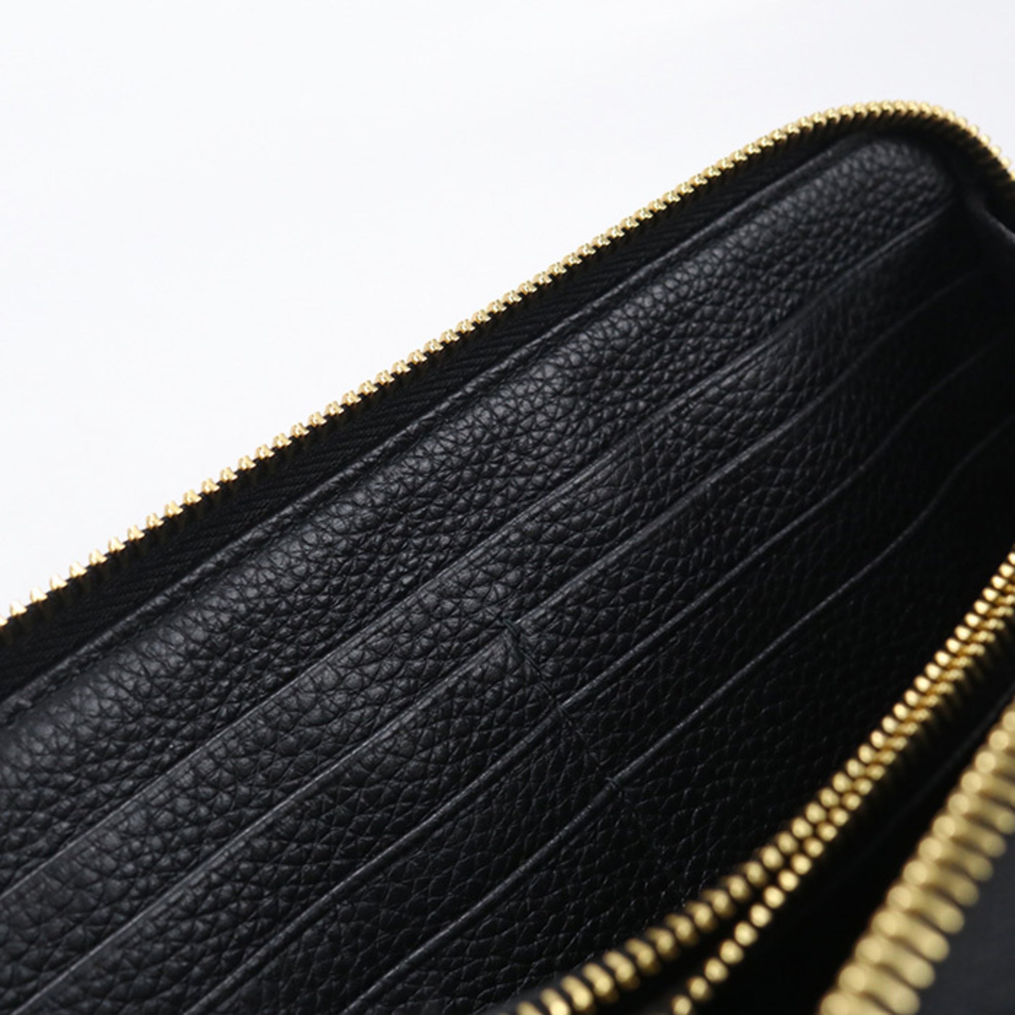 Prada Black Leather Long Wallet (Bi-Fold) (Pre-Owned)