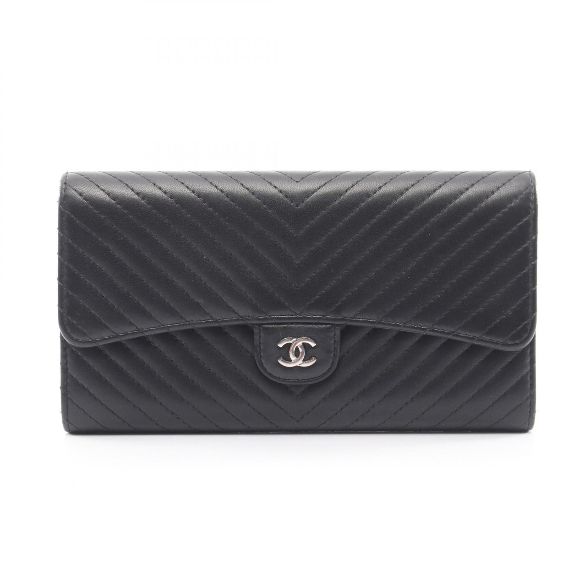 Chanel Black Leather Long Wallet (Bi-Fold) (Pre-Owned)