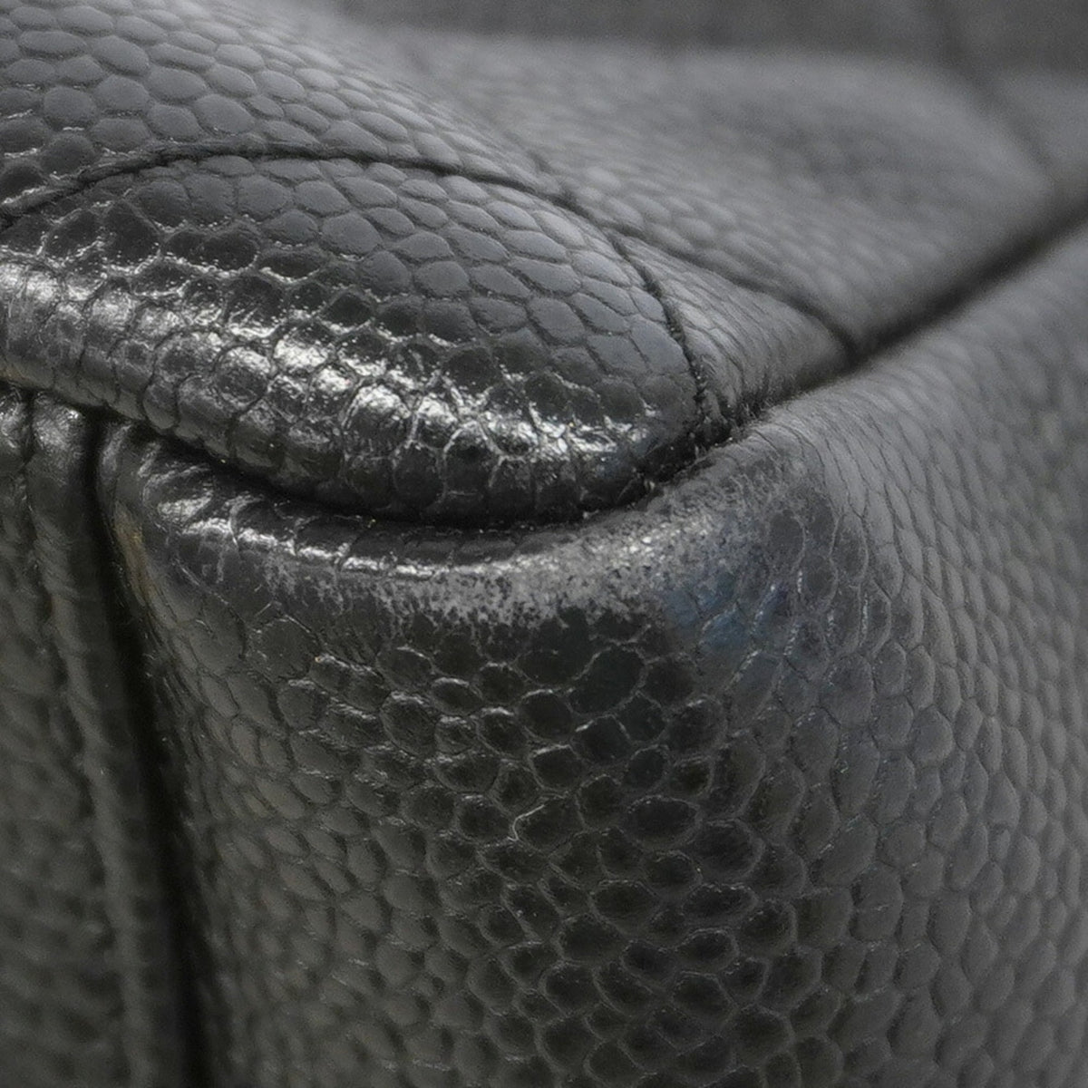 Chanel Black Grained Calfskin Tote Bag (Pre-Owned)