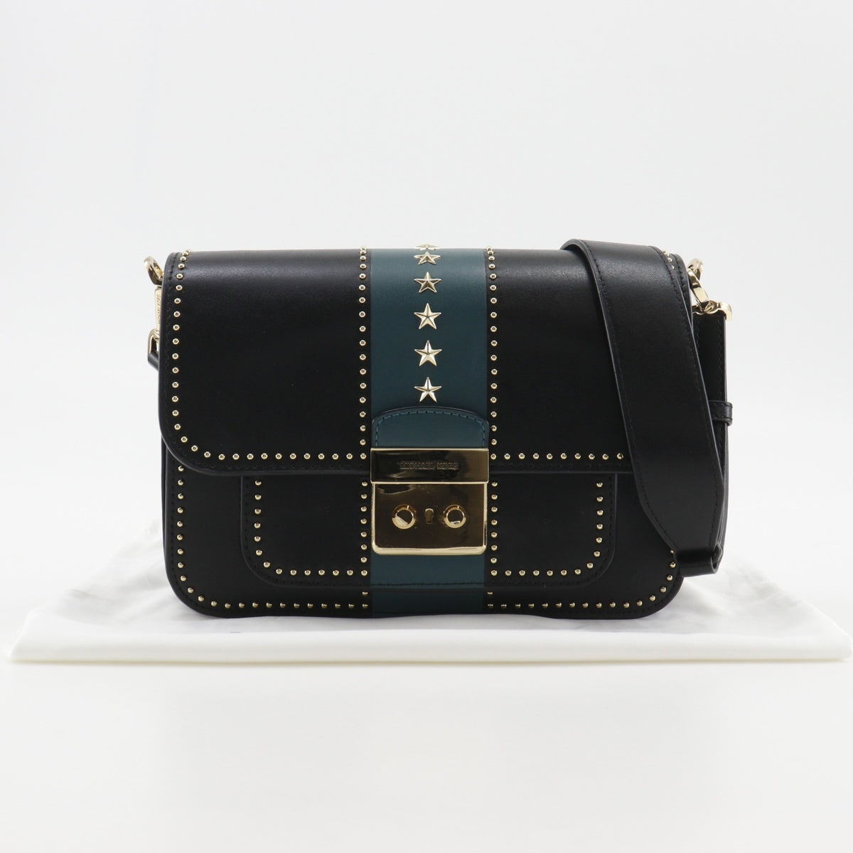 Michael Kors Black Leather Shoulder Bag (Pre-Owned)