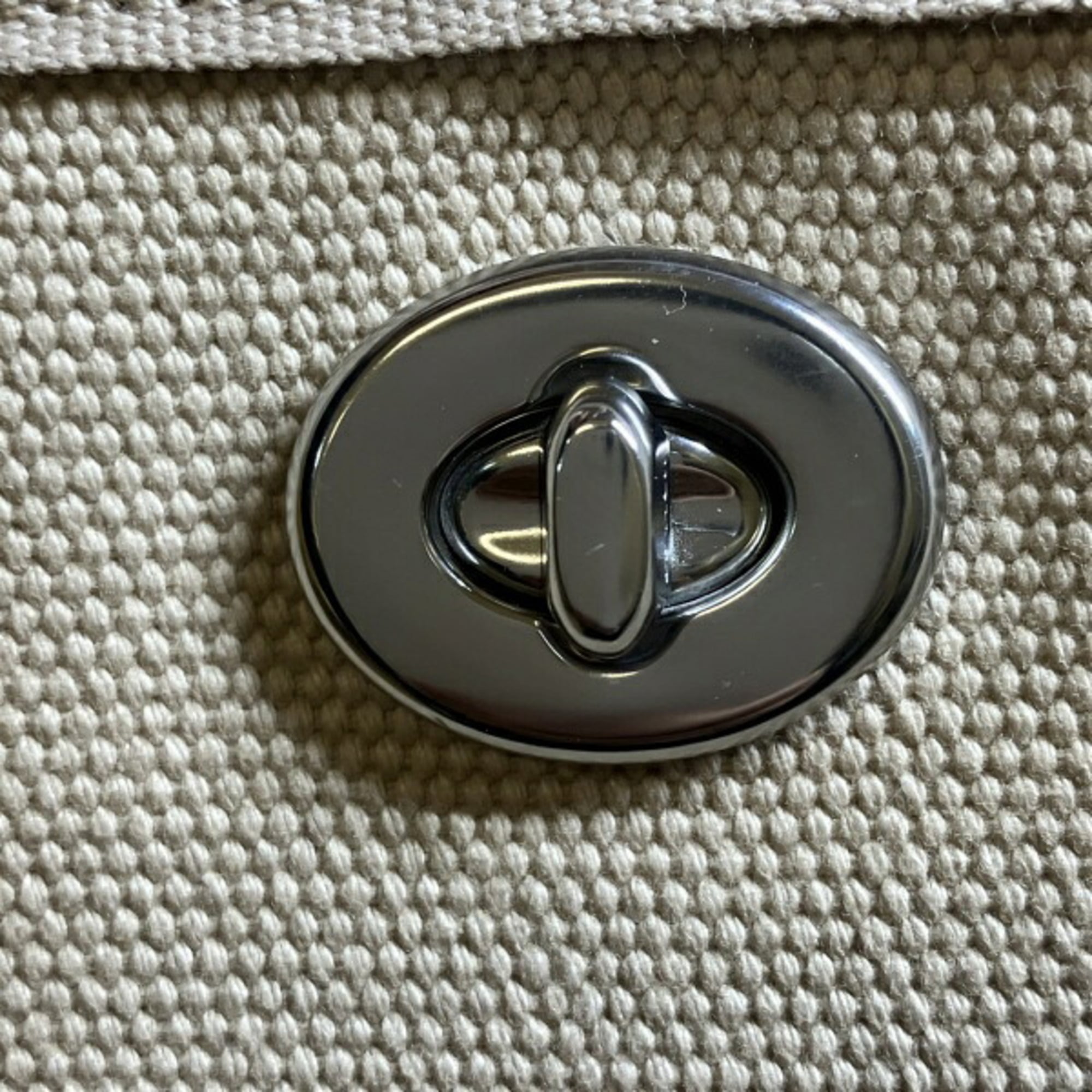 Coach Beige Canvas Shoulder Bag Tote Bag (Pre-Owned)