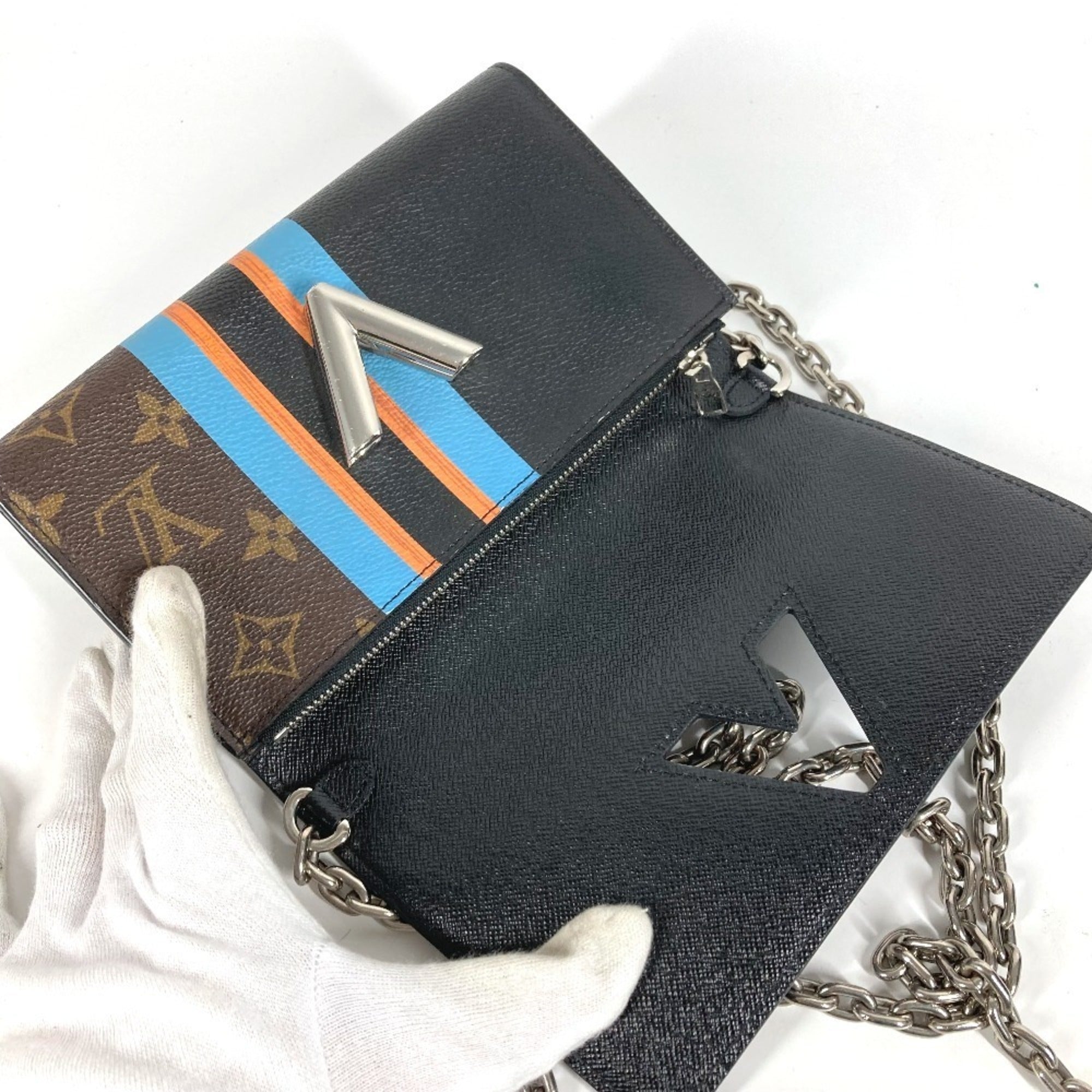 Louis Vuitton Monogram Brown Monogram Chain/Shoulder Wallet (Pre-Owned)