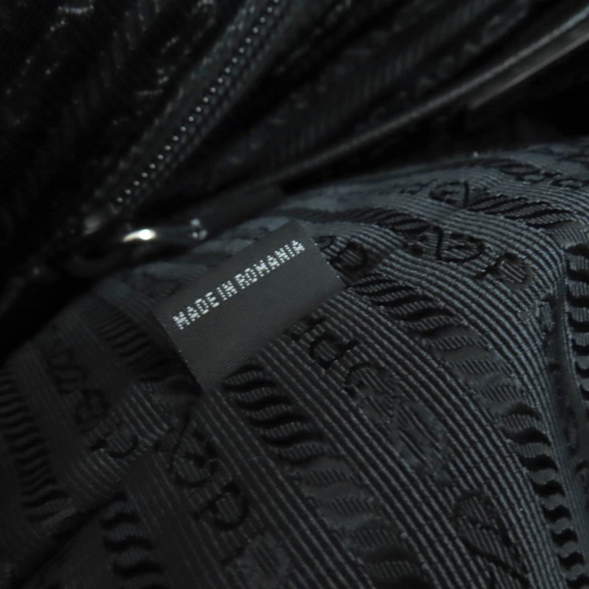 Prada Black Nylon Leather Tote Bag (Pre-Owned)