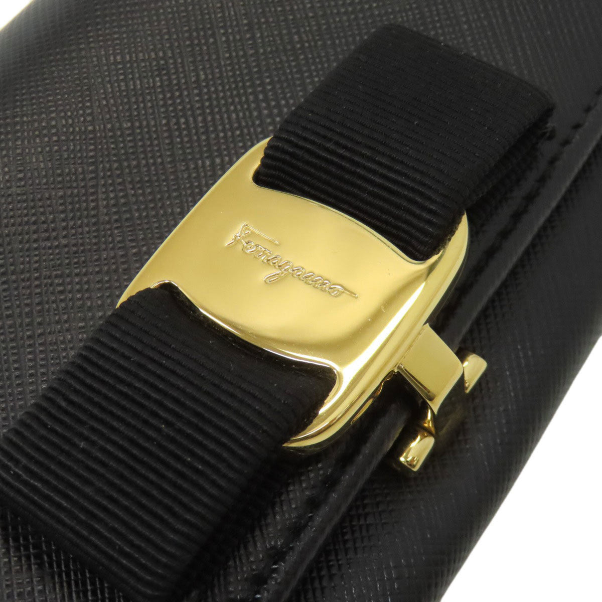 Salvatore Ferragamo Black Leather Long Wallet (Bi-Fold) (Pre-Owned)