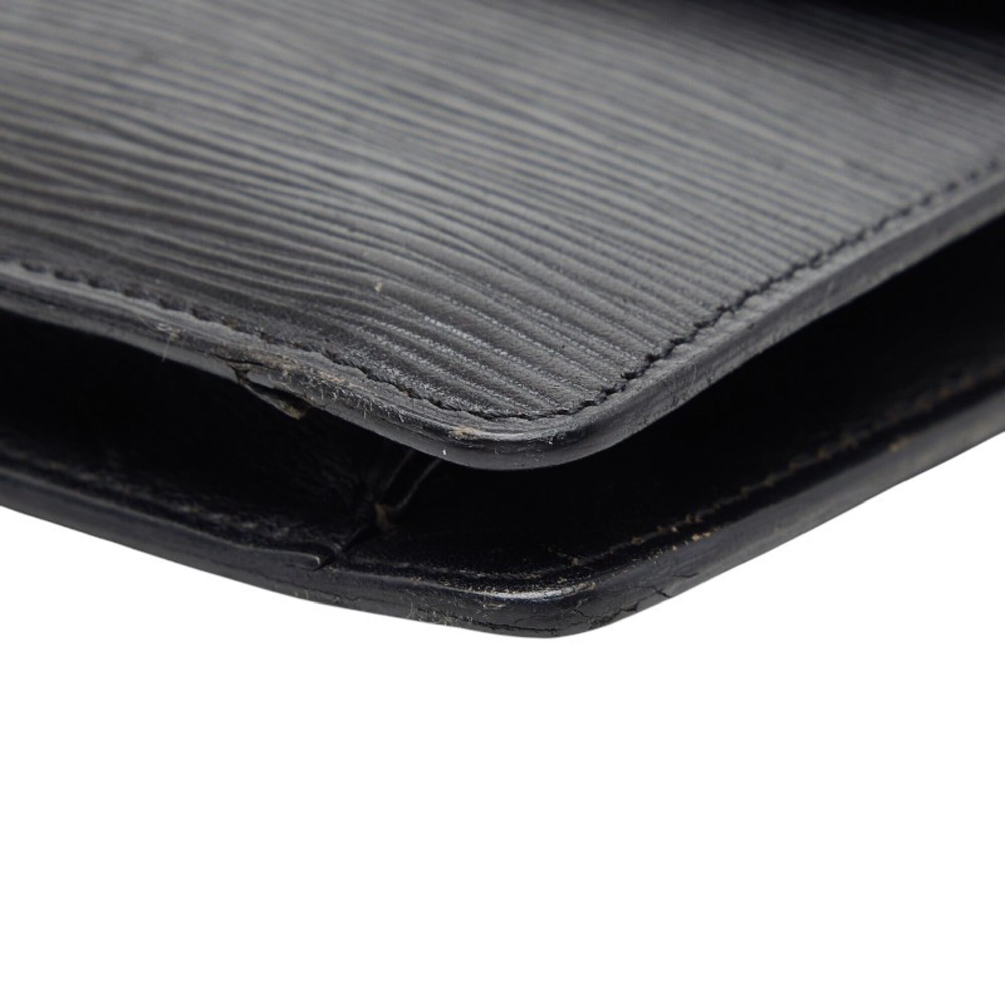 Louis Vuitton Epi Black Leather Shoulder Bag (Pre-Owned)