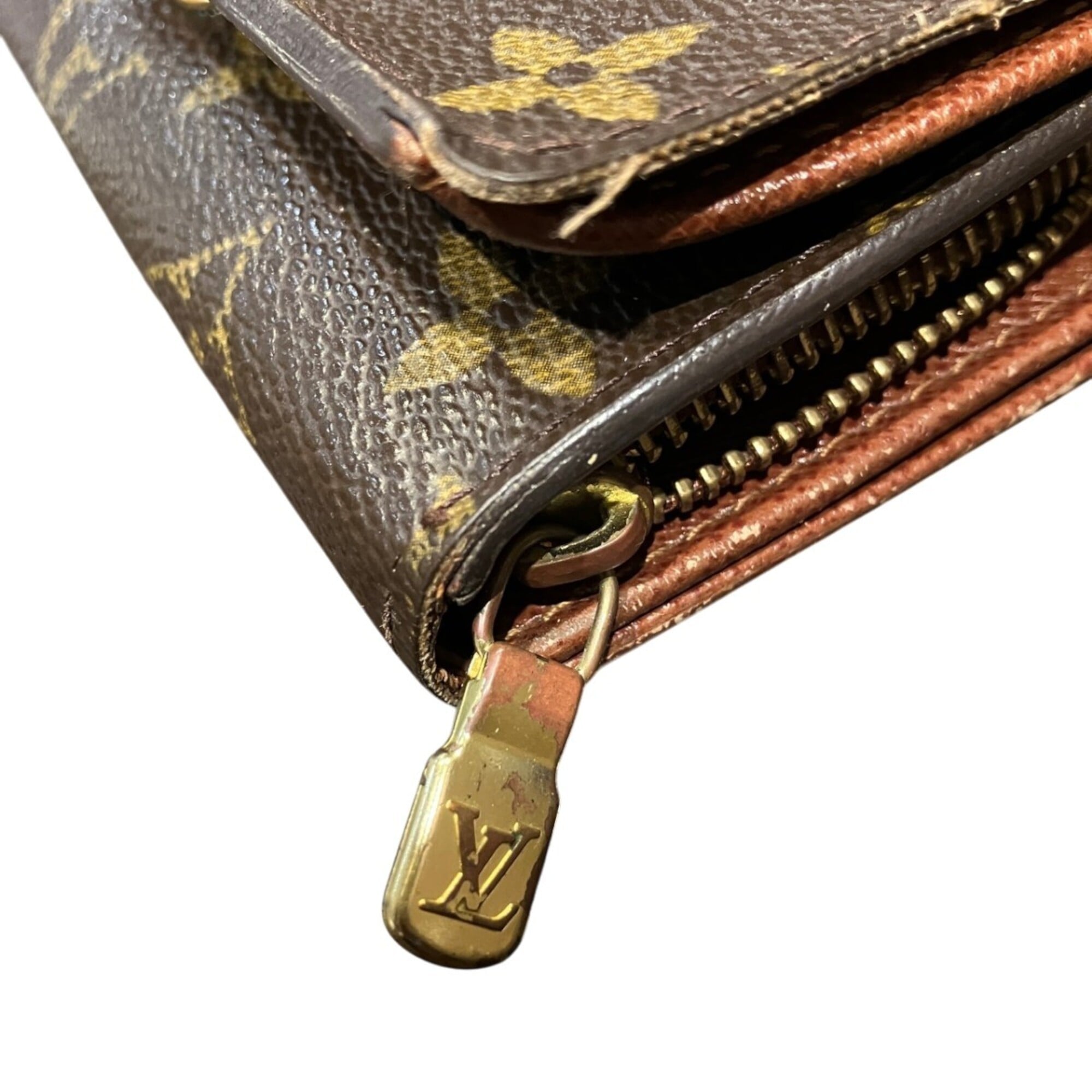 Louis Vuitton Brown Monogram Wallet (Bi-Fold) (Pre-Owned)