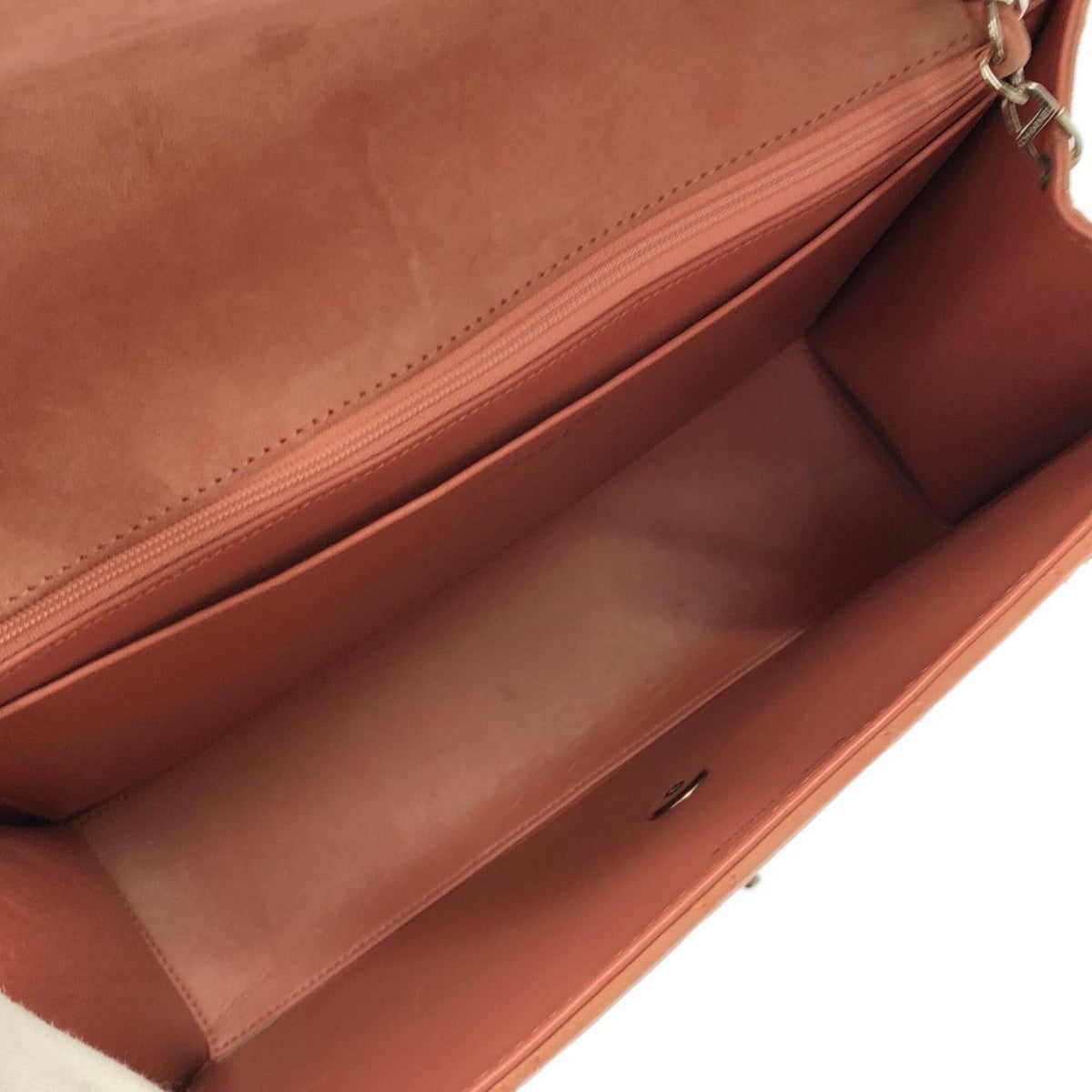 Chanel Pink Suede Shoulder Bag (Pre-Owned)