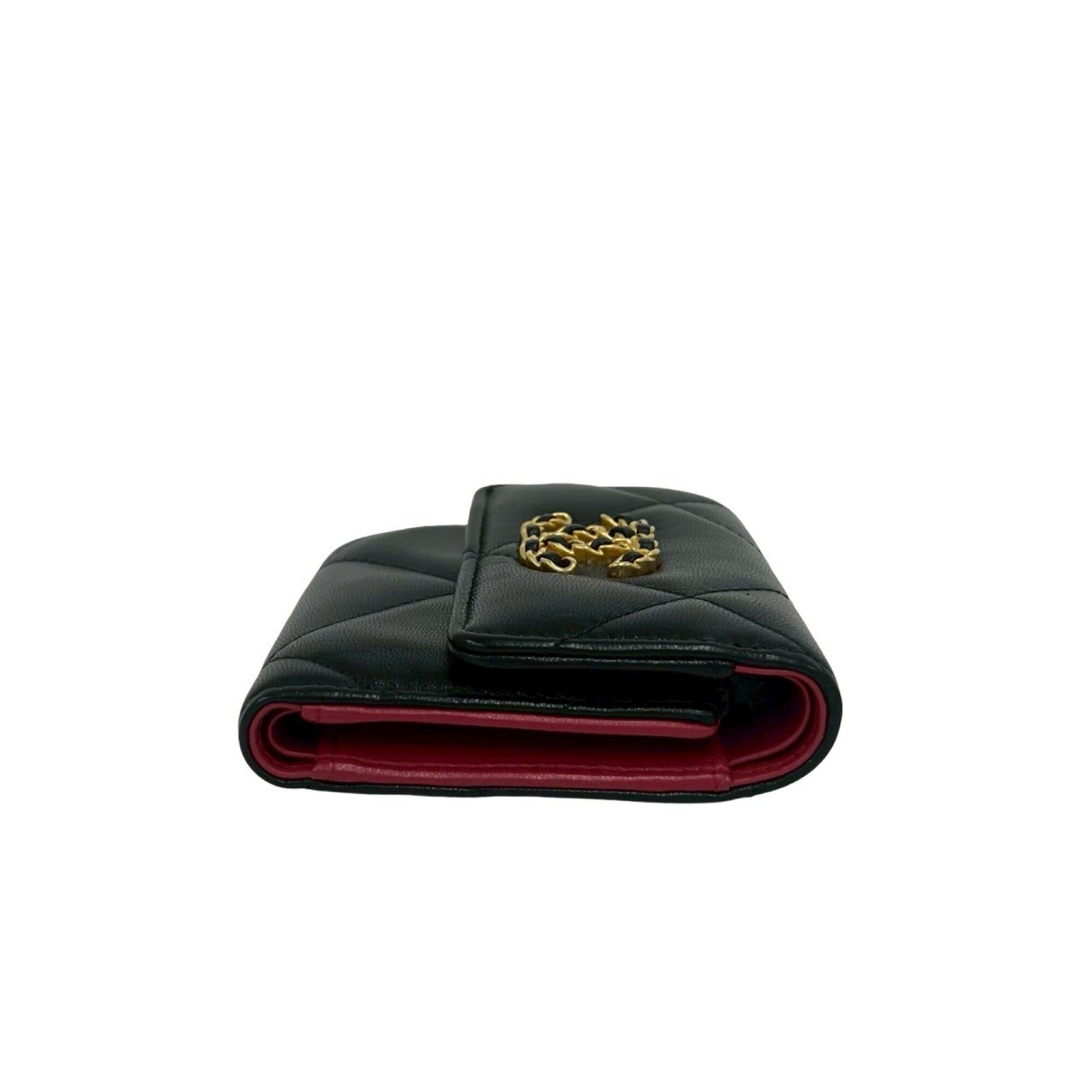 Chanel Black Leather Wallet (Tri-Fold) (Pre-Owned)