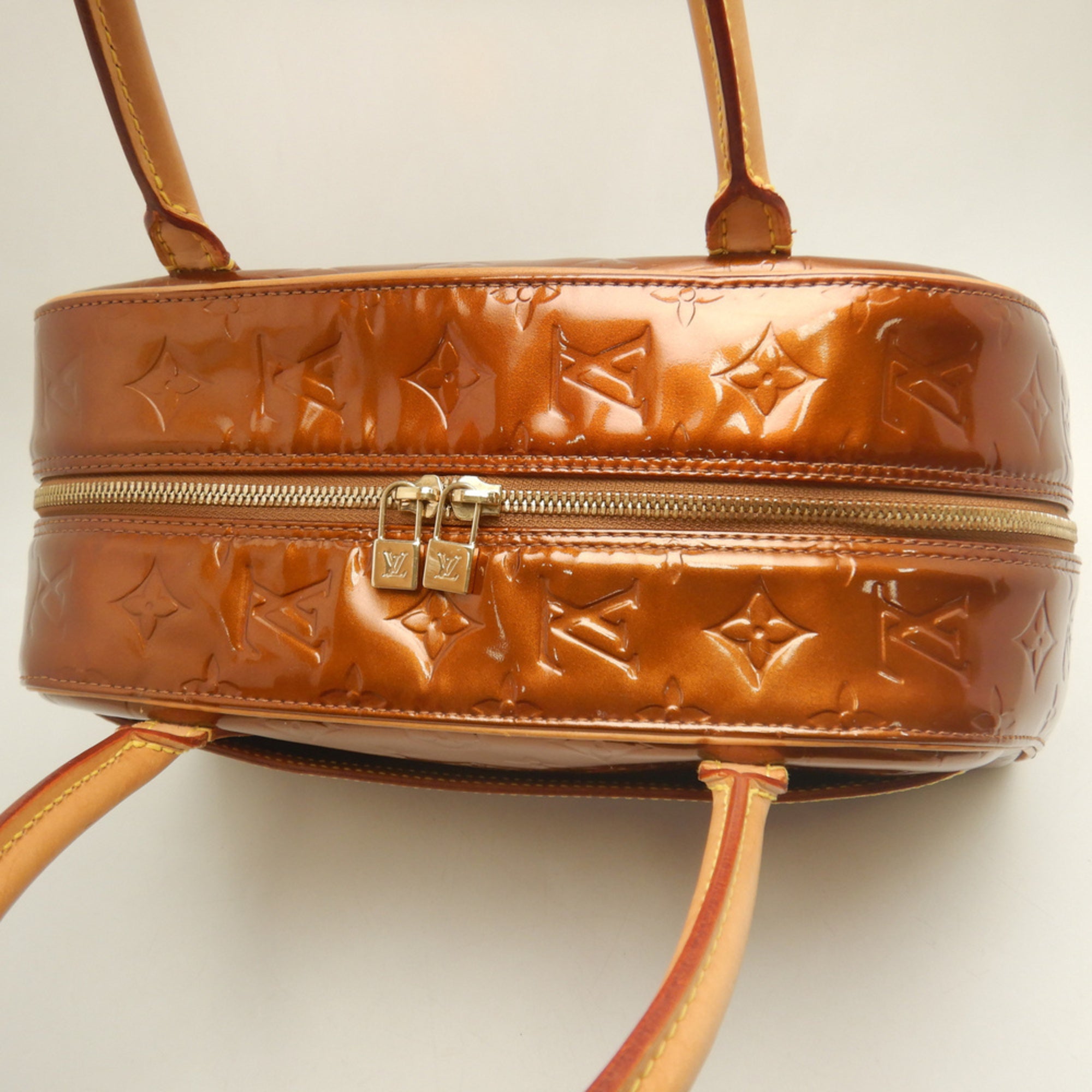 Louis Vuitton Bronze Monogram Monogram Vernis Handbag (Pre-Owned)