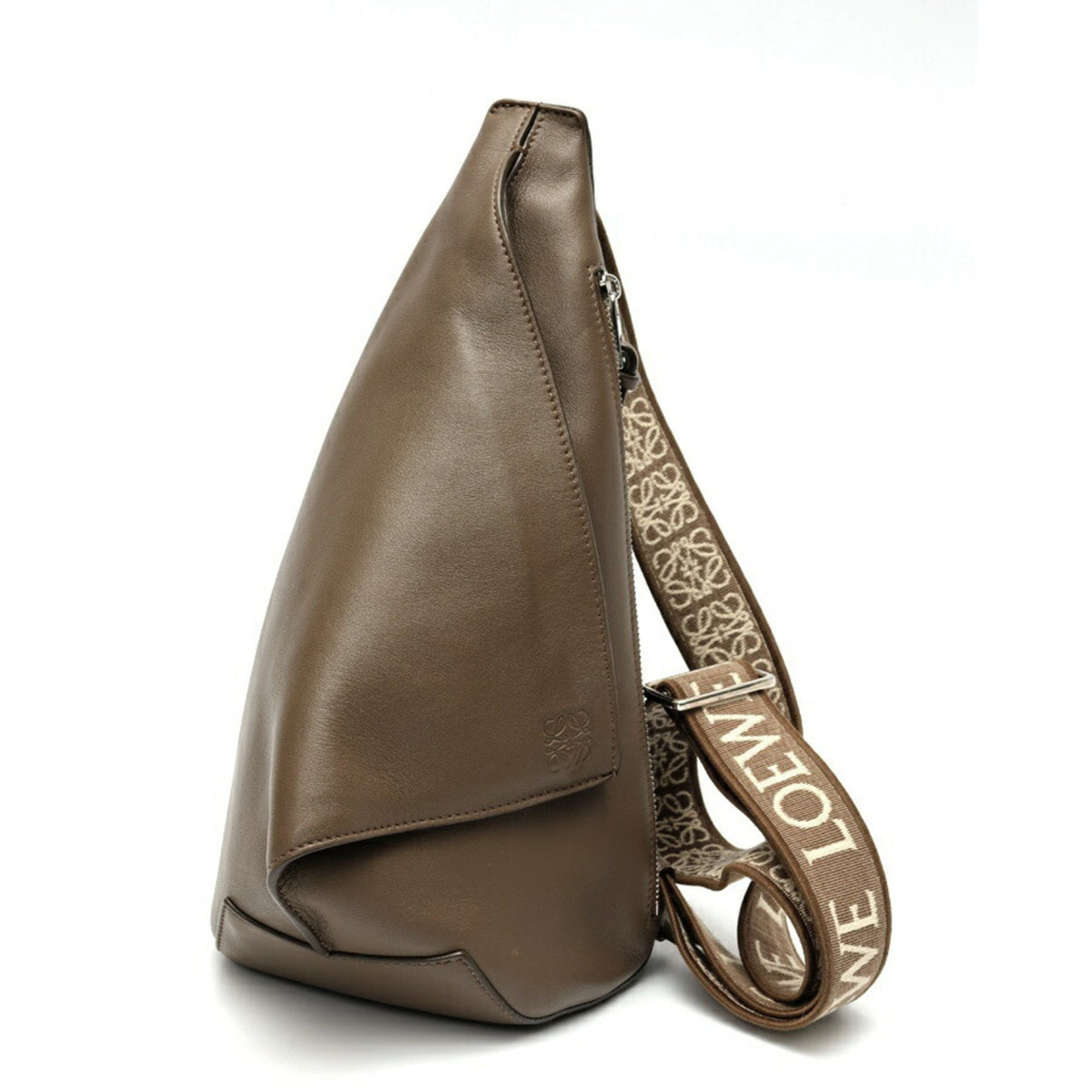 Loewe Anton Brown Leather Shoulder Bag (Pre-Owned)