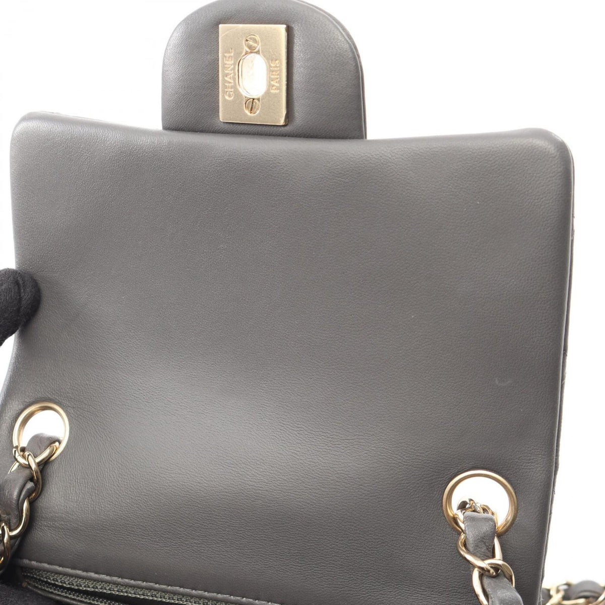 Chanel Gray Leather Handbag Shoulder Bag (Pre-Owned)