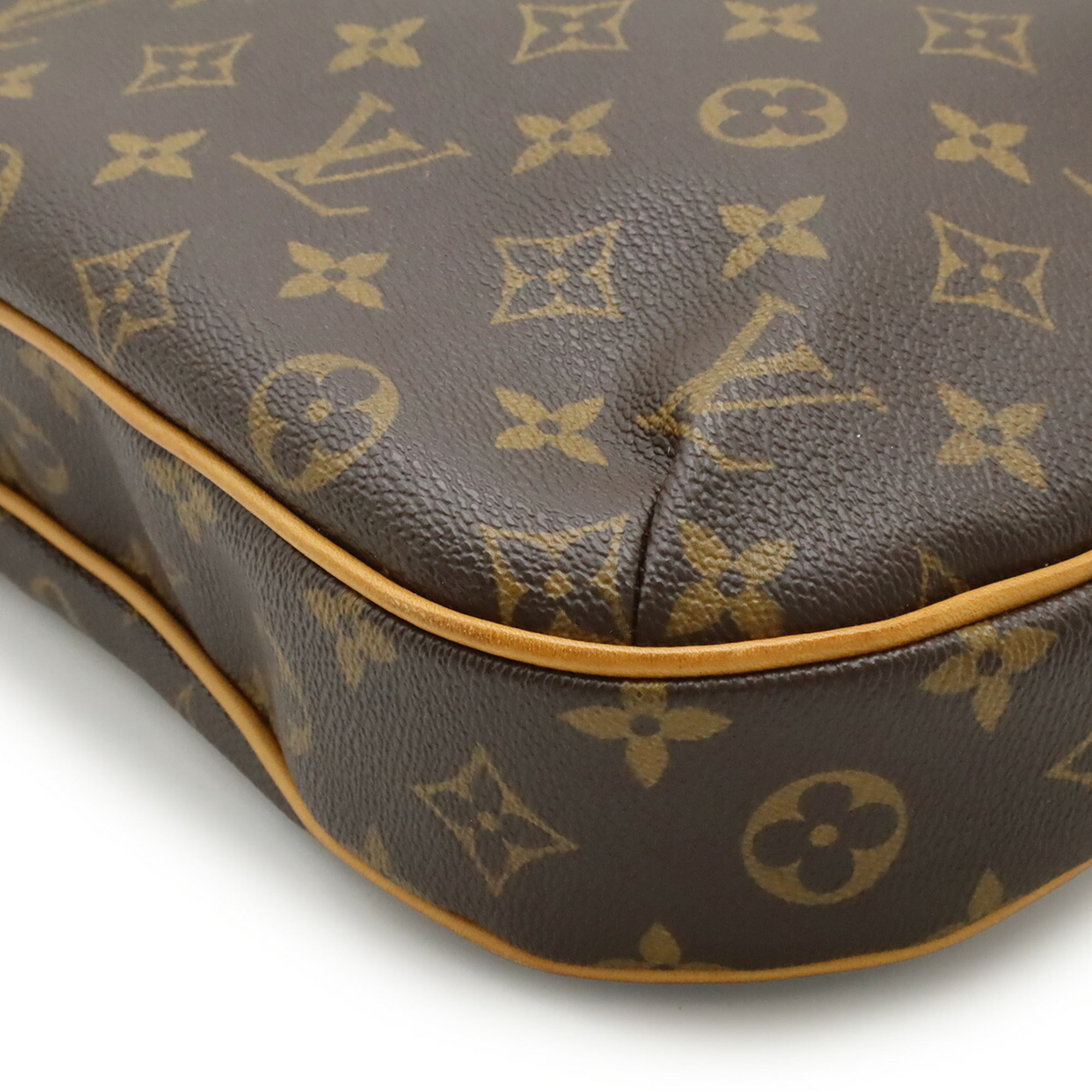Louis Vuitton Monogram Brown Monogram Shoulder Bag (Pre-Owned)