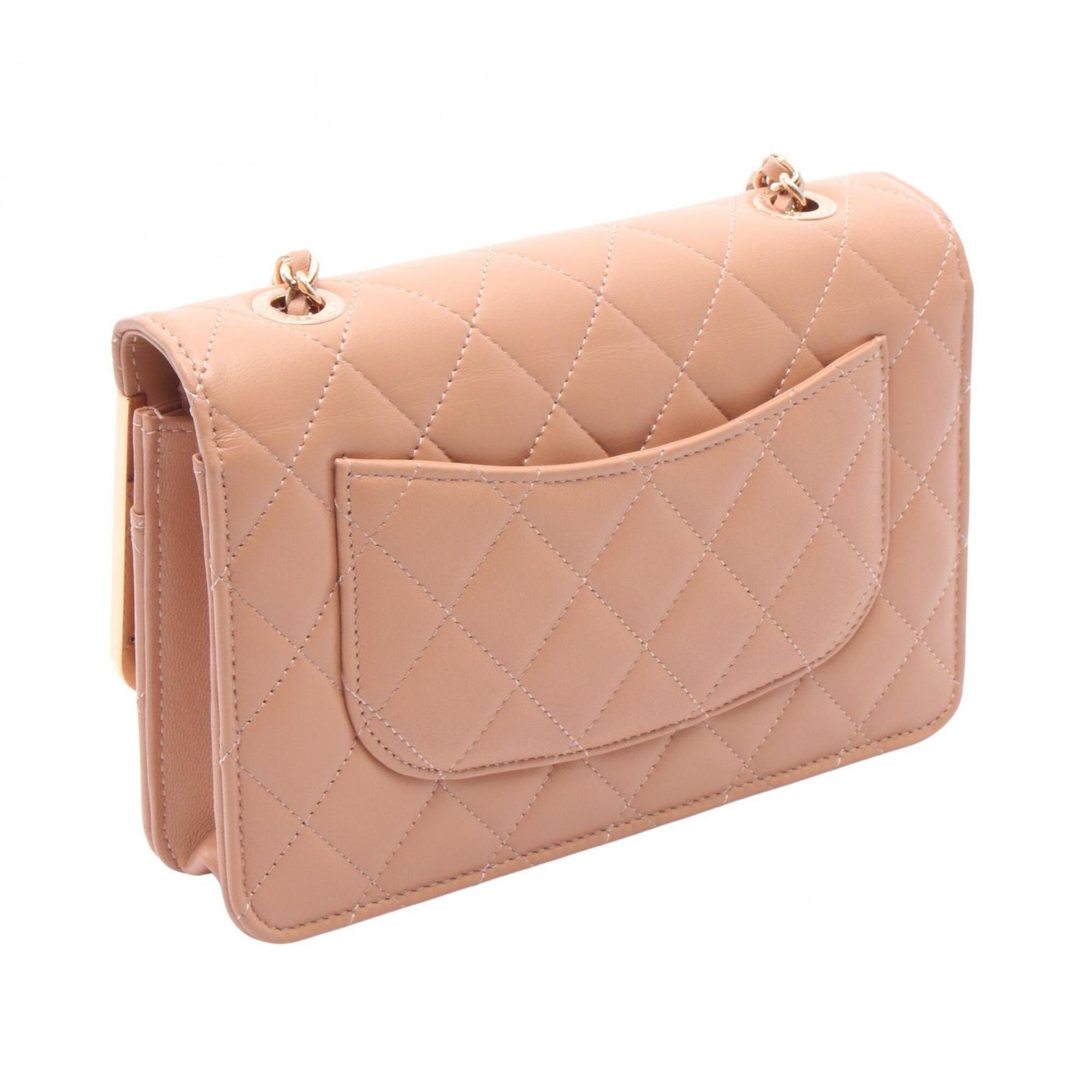 Chanel Matelasse Pink Leather Handbag Shoulder Bag (Pre-Owned)