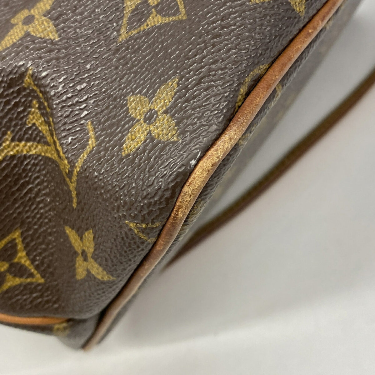 Louis Vuitton Brown Handbag (Pre-Owned)