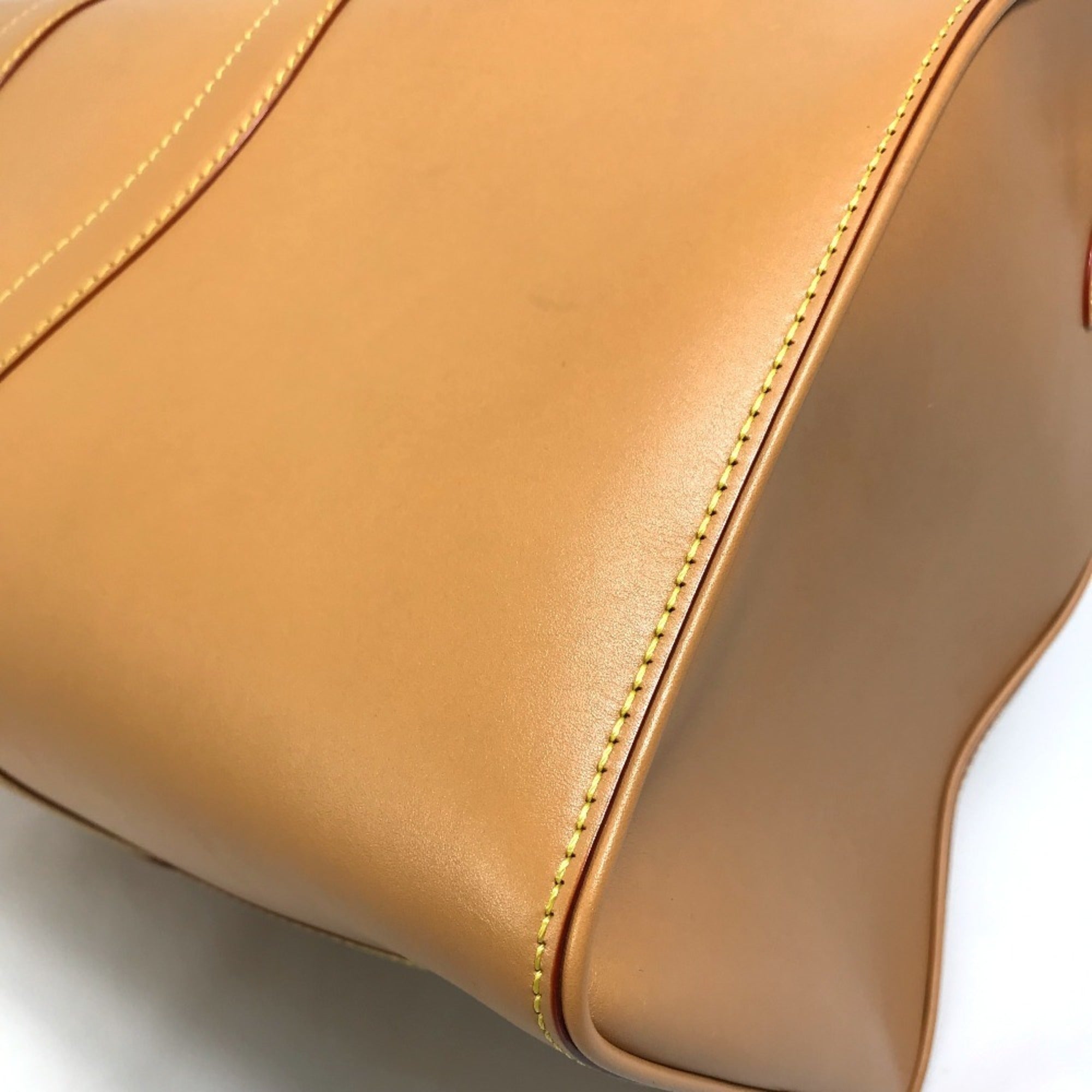 Louis Vuitton Beige Leather Boston Bag (Pre-Owned)