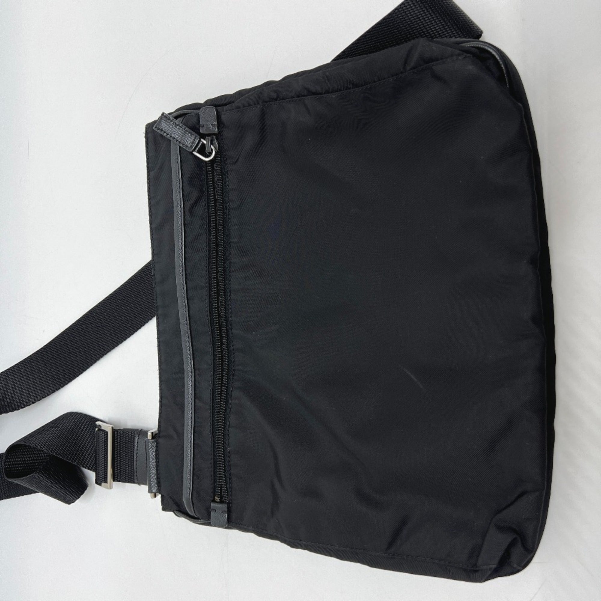 Prada Black Nero Nylon Shoulder Bag (Pre-Owned)
