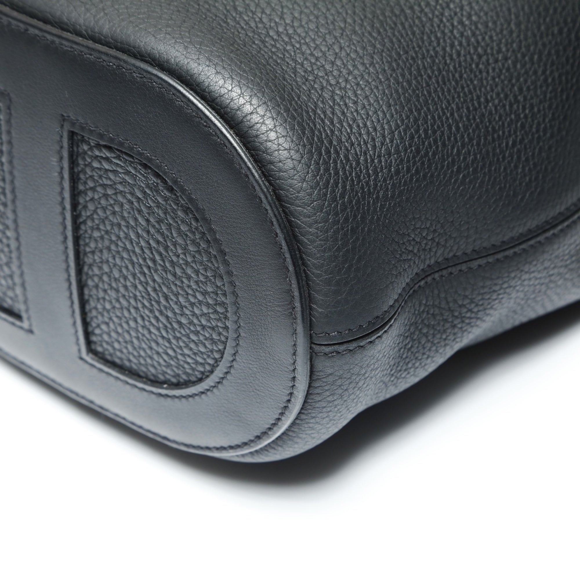 Hermes Black Handbag (Pre-Owned)