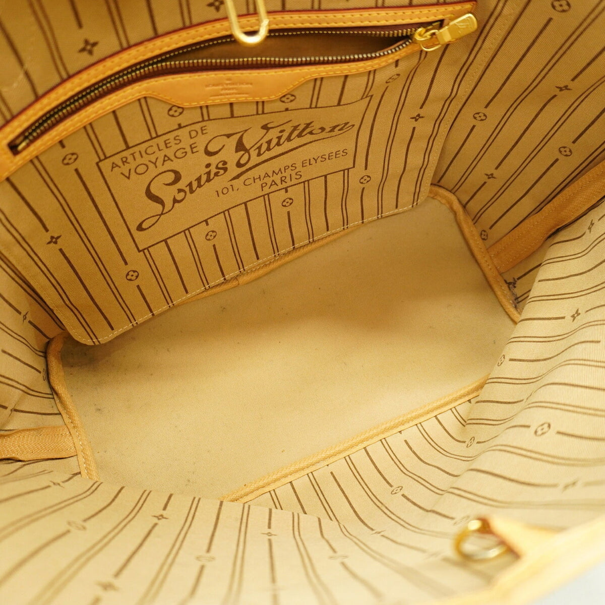 Louis Vuitton Brown Tote Bag (Pre-Owned)