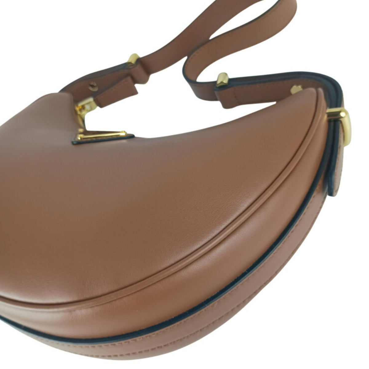 Prada Brown Leather Handbag (Pre-Owned)