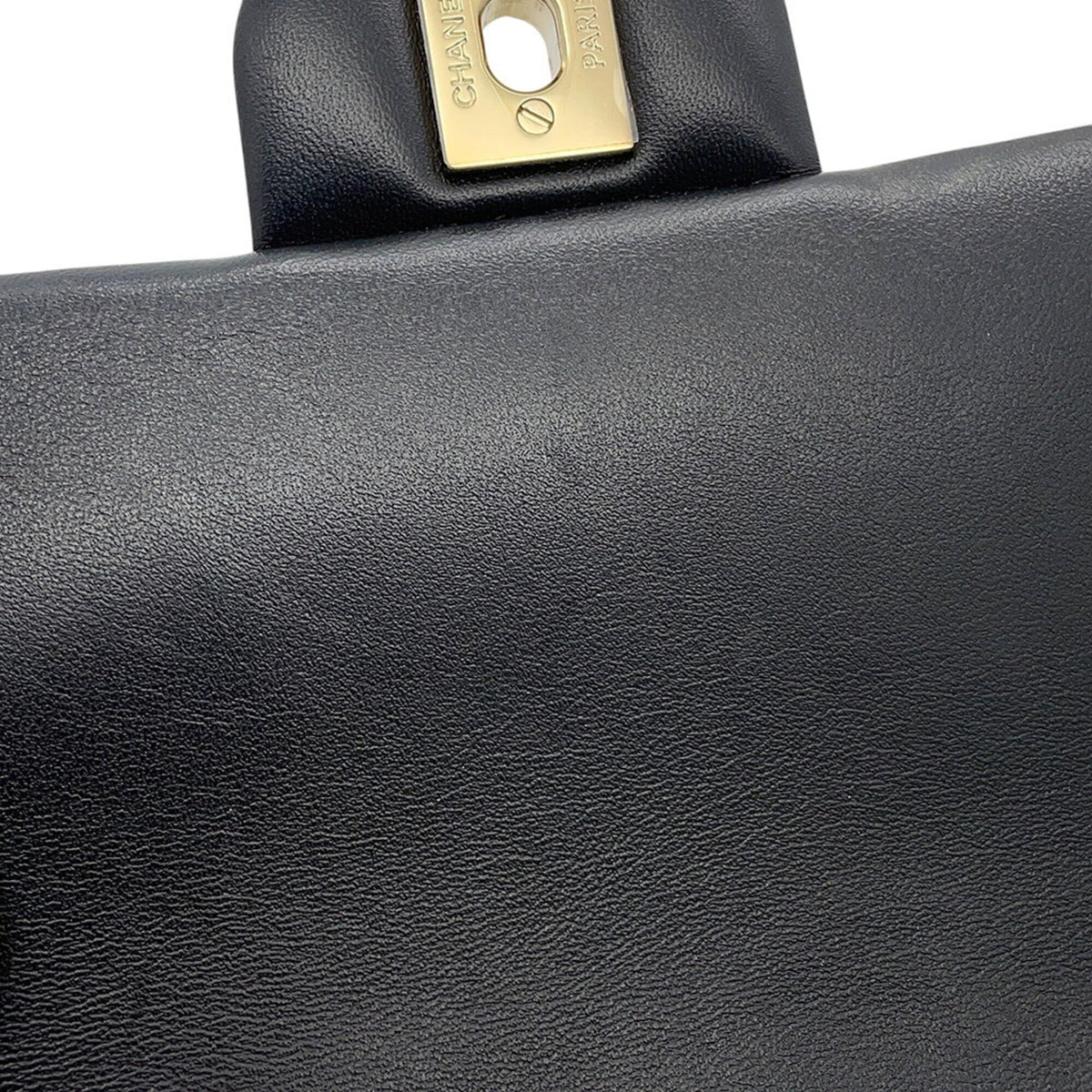 Chanel Black Leather Handbag Shoulder Bag (Pre-Owned)