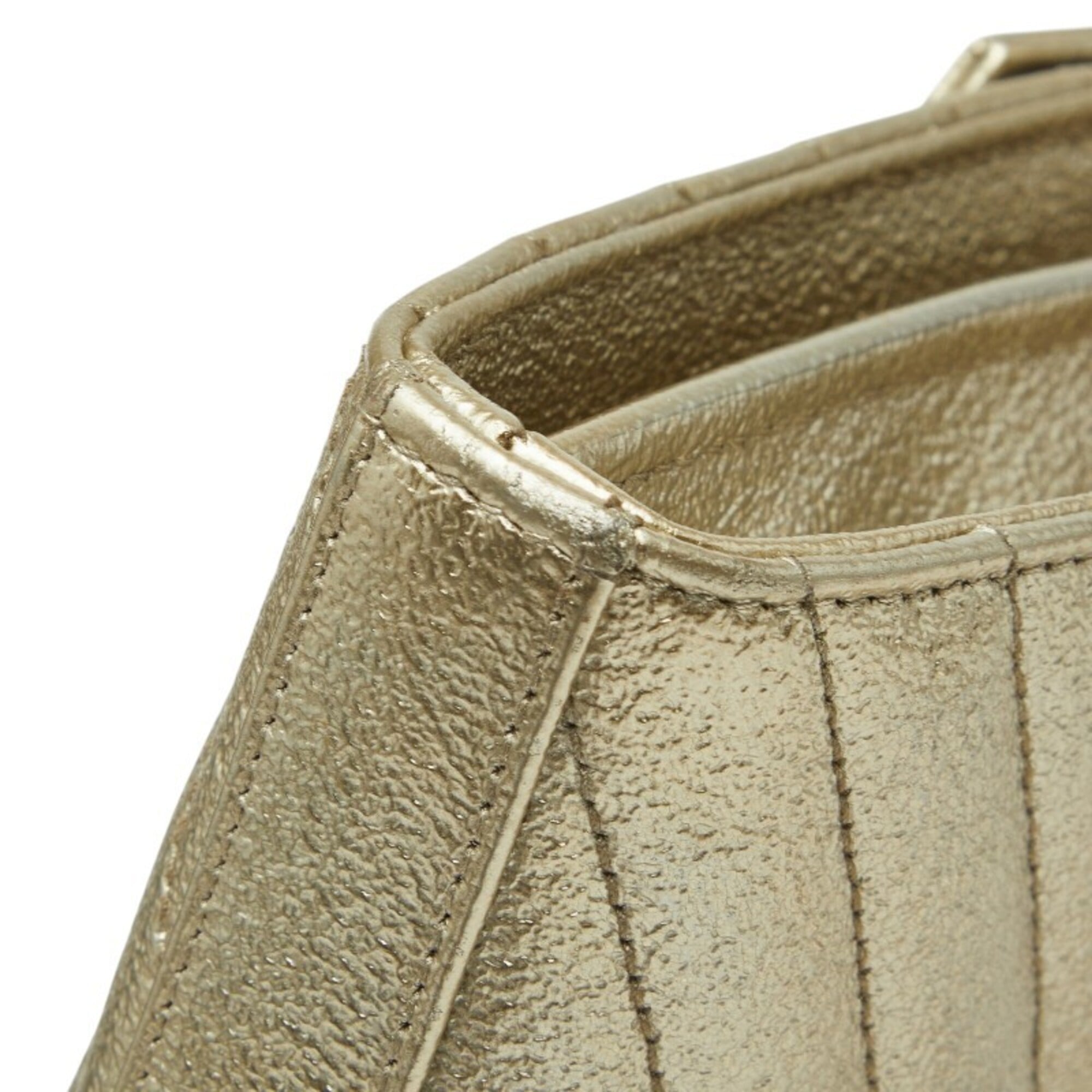 Saint Laurent Gold Leather Shoulder Bag (Pre-Owned)