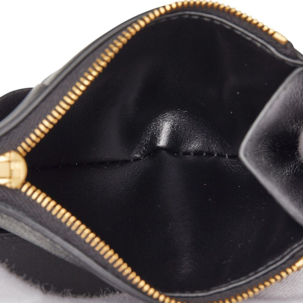 Bottega Veneta Black Leather Wallet (Tri-Fold) (Pre-Owned)
