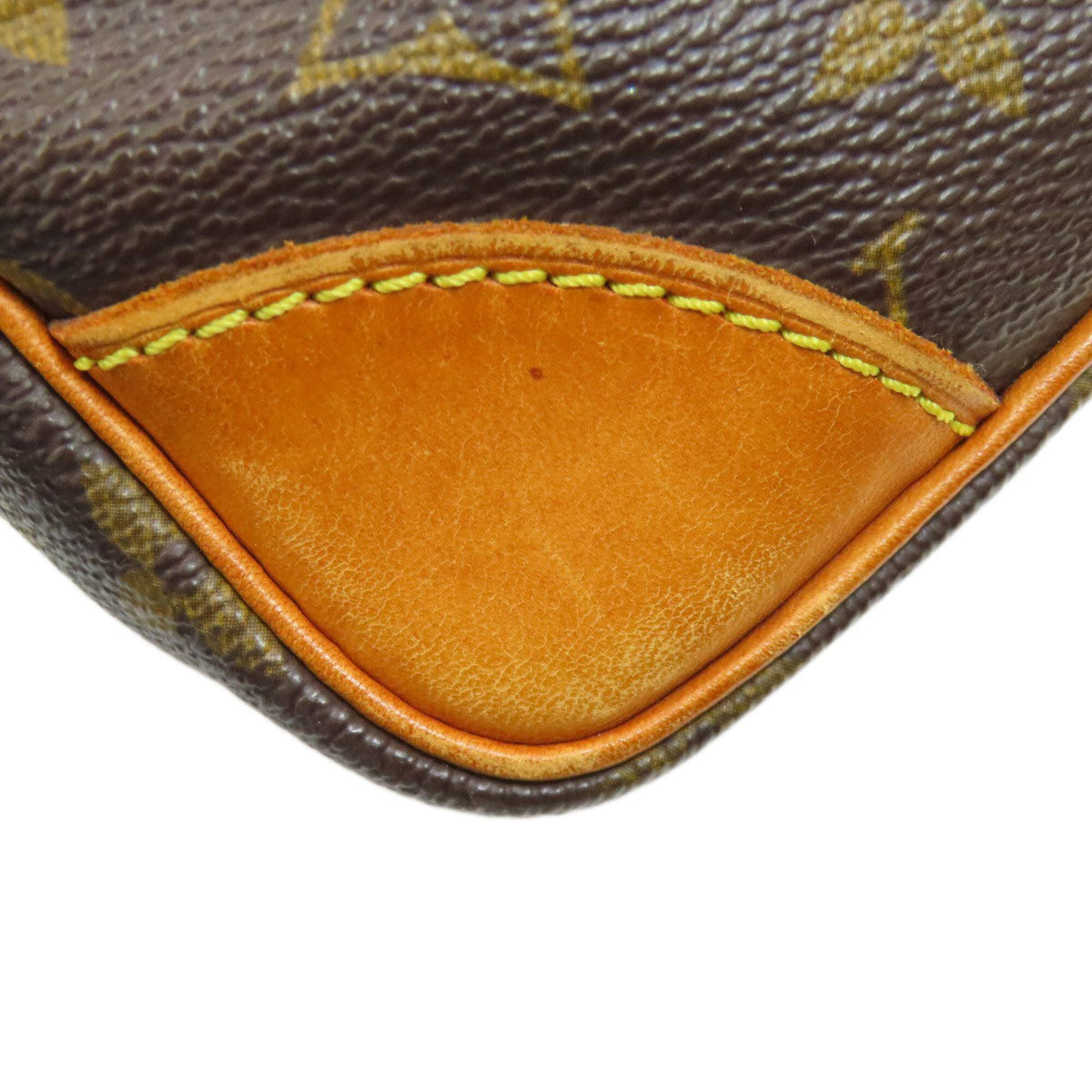 Louis Vuitton Brown Monogram Monogram Canvas Shoulder Bag (Pre-Owned)