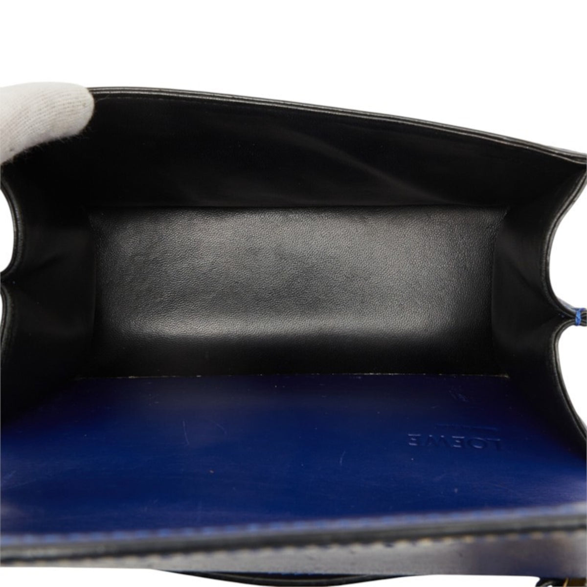Loewe Barcelona Blue Leather Shoulder Bag (Pre-Owned)