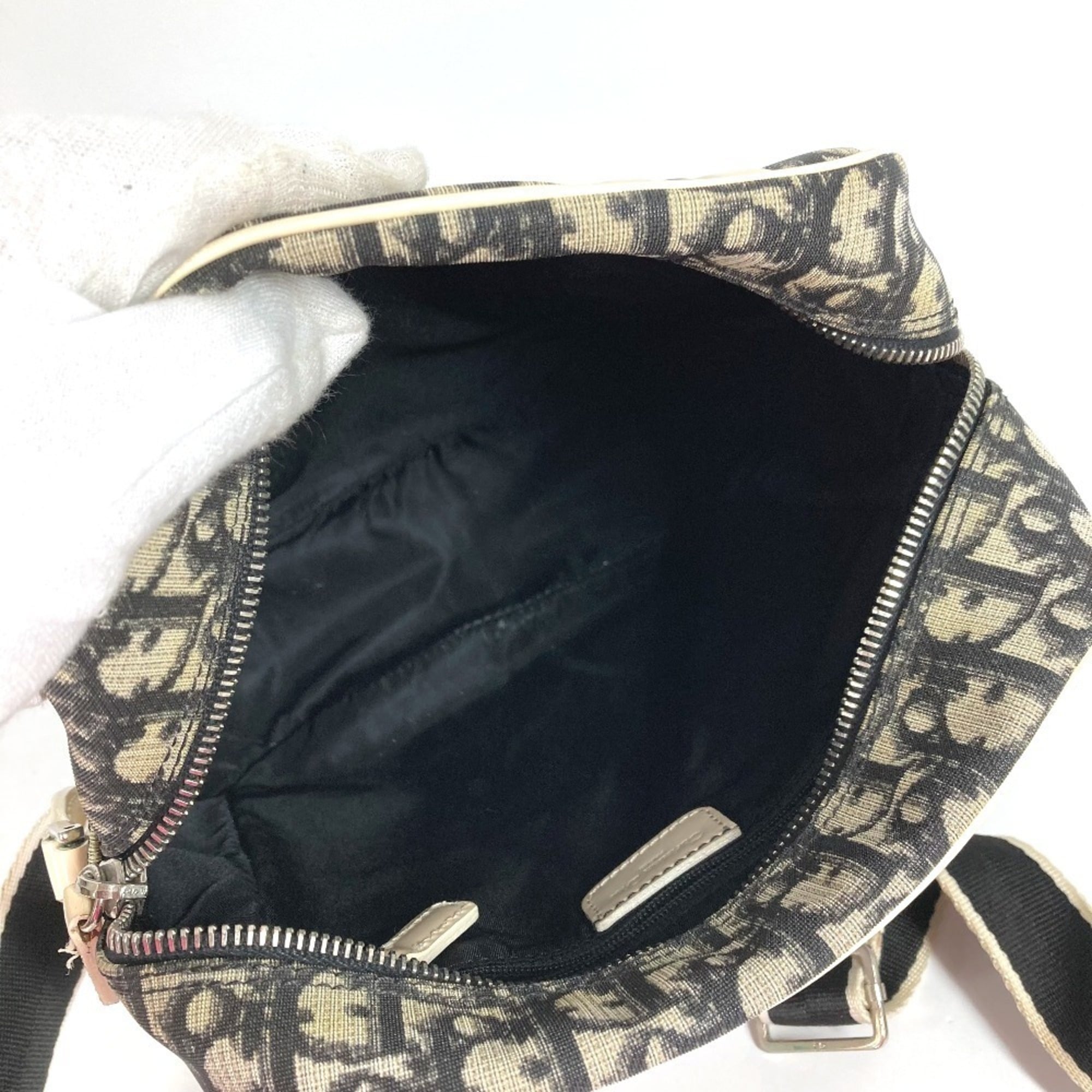 Christian Dior Black White Trotter Pochette Shoulder Bag (Pre-Owned)