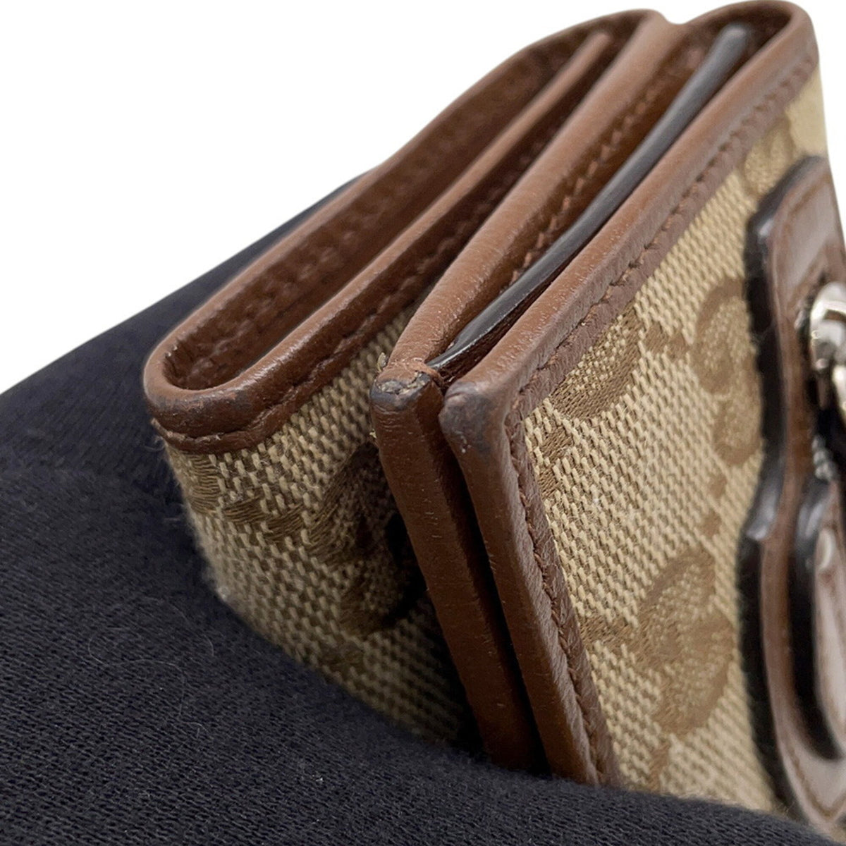 Gucci Beige Brown Canvas Leather Wallet (Tri-Fold) (Pre-Owned)