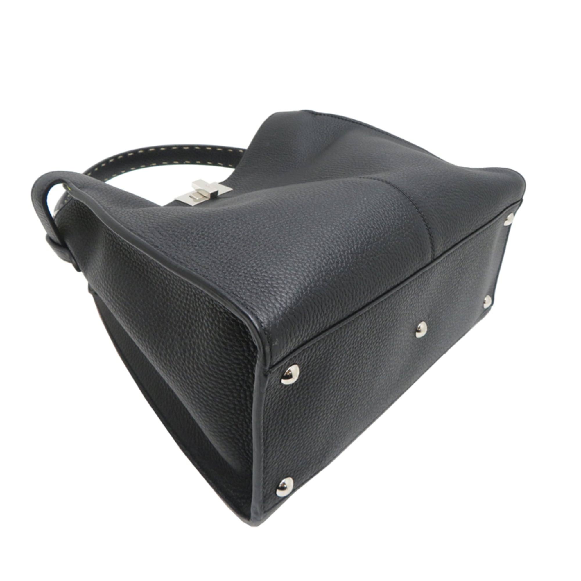 Fendi Black Leather Handbag (Pre-Owned)