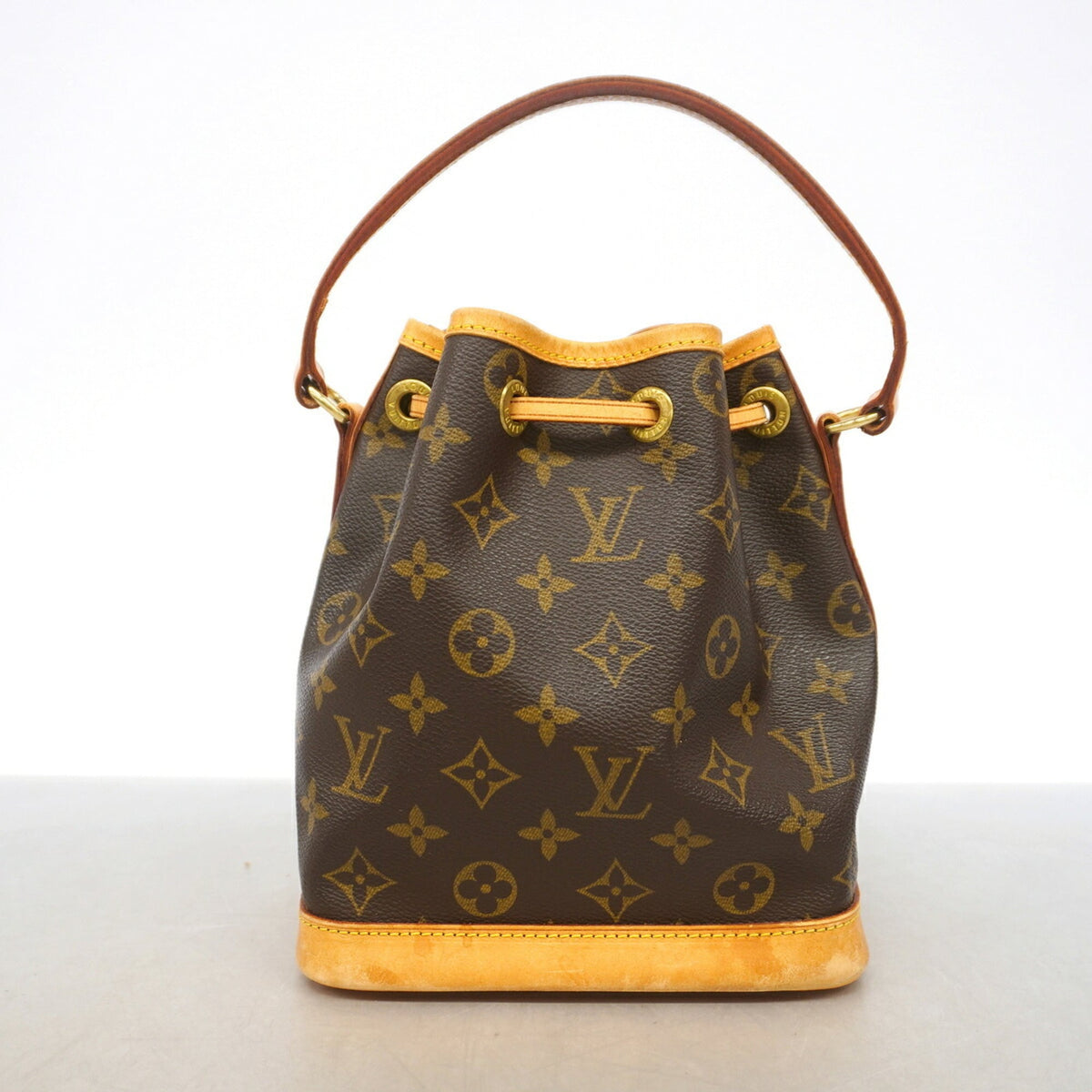 Louis Vuitton Brown Handbag (Pre-Owned)
