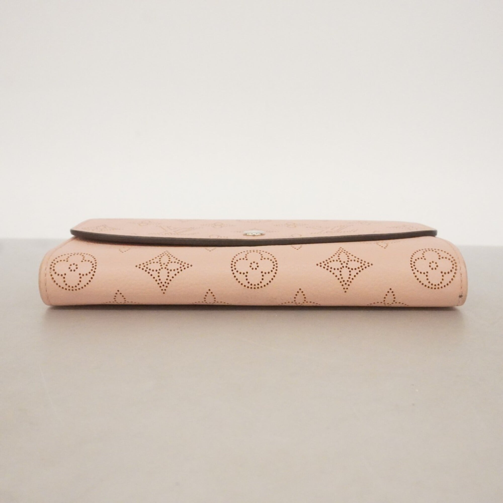 Louis Vuitton Magnolia Long Wallet (Bi-Fold) (Pre-Owned)