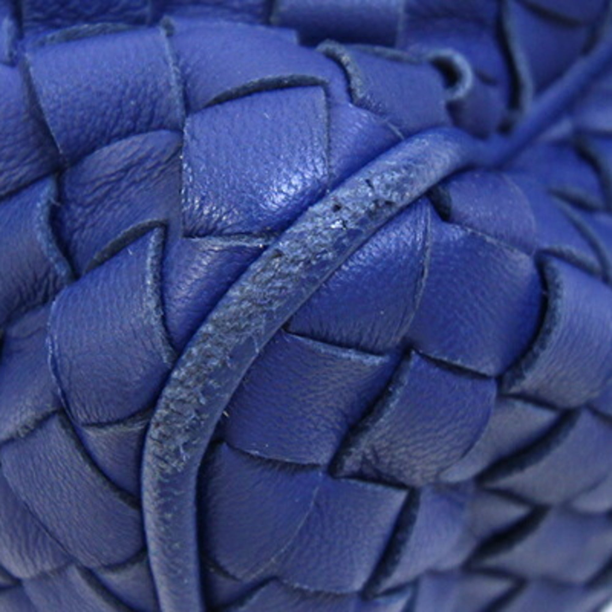 Bottega Veneta Blue Leather Handbag (Pre-Owned)