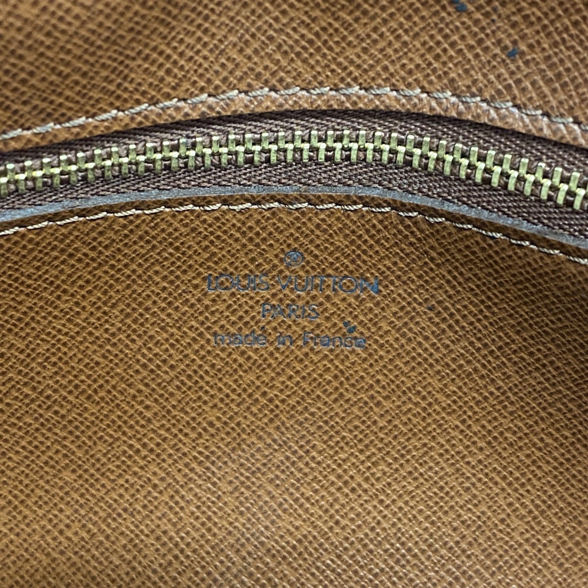 Louis Vuitton Brown Clutch Bag (Pre-Owned)