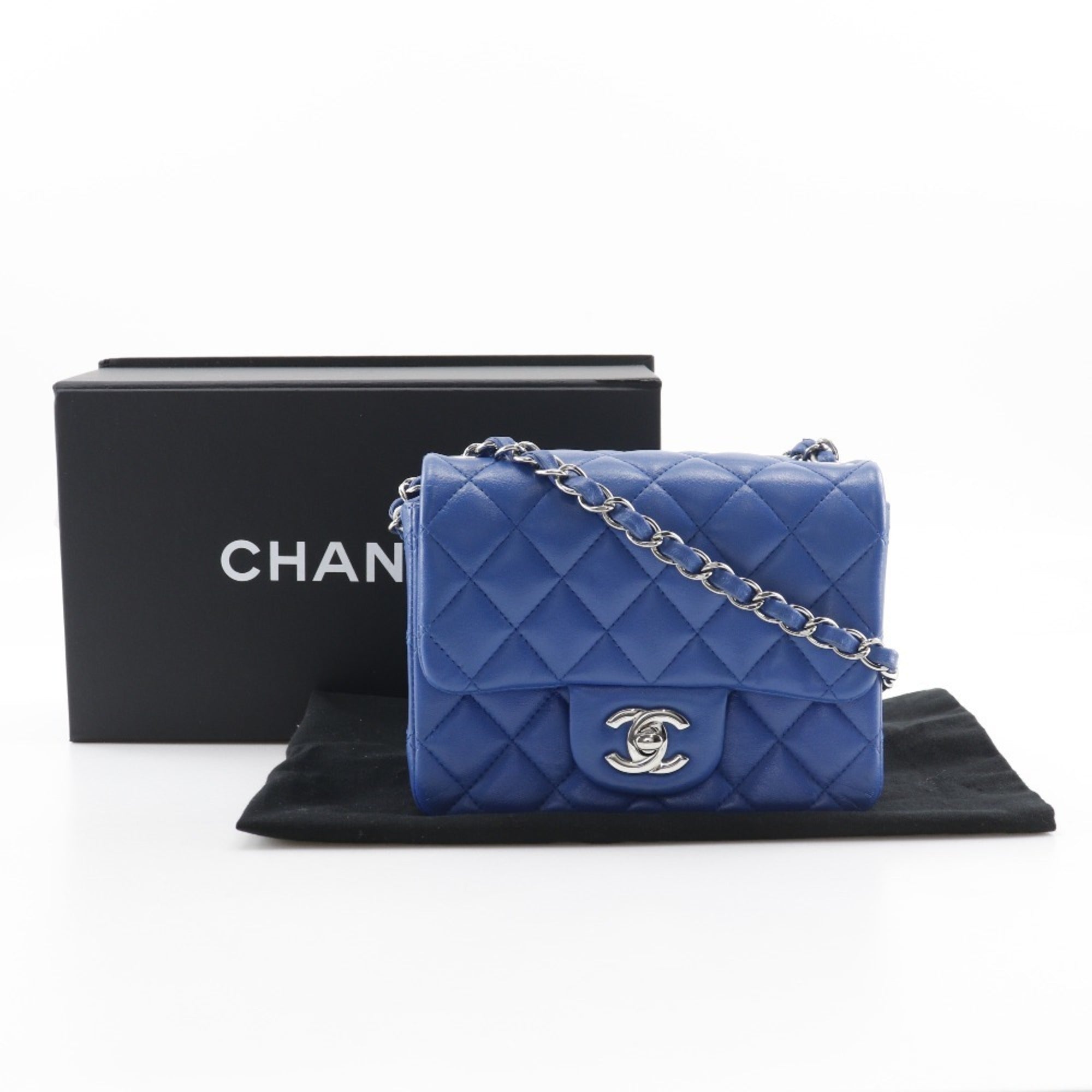 Chanel Blue Leather Shoulder Bag (Pre-Owned)