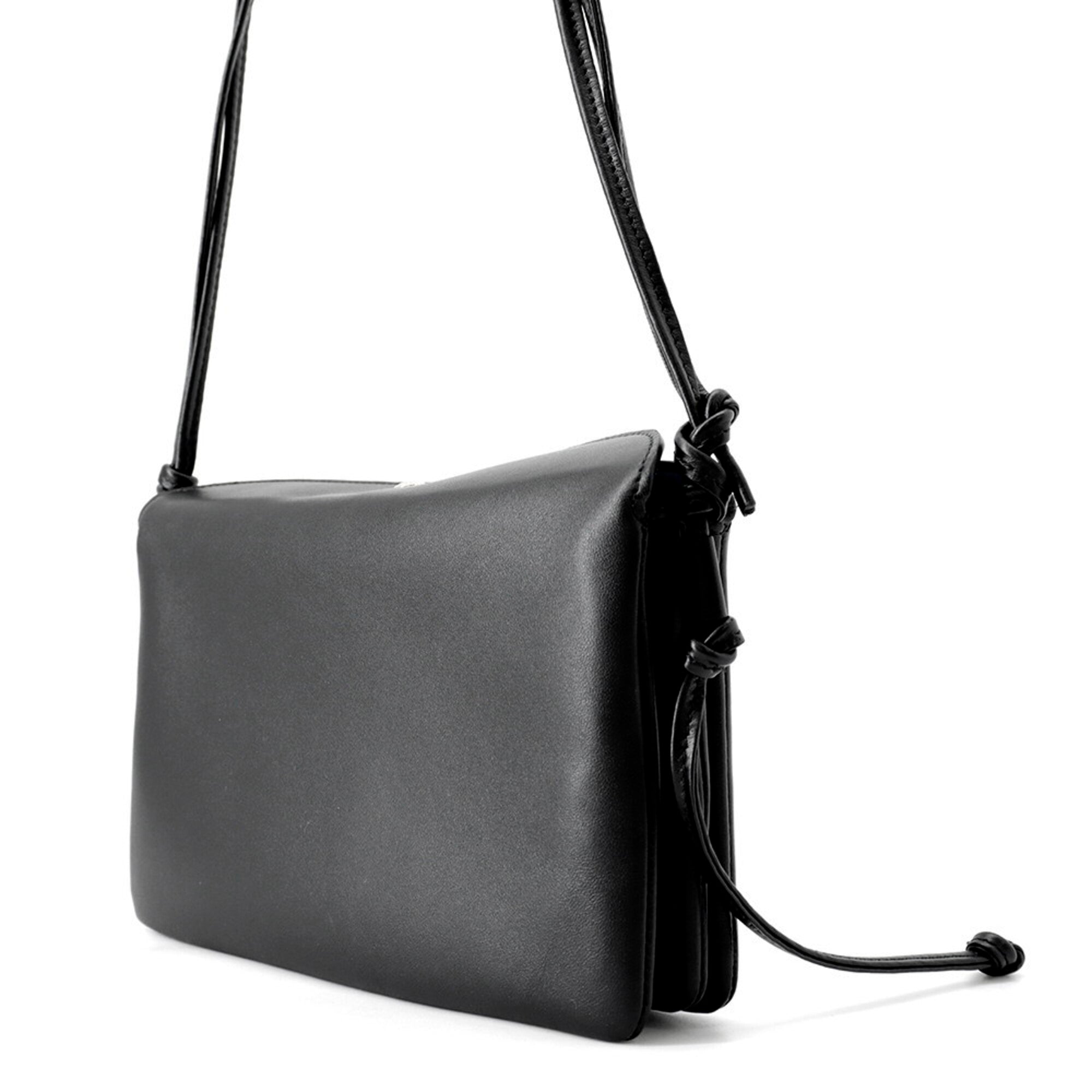 Celine Black Leather Shoulder Bag (Pre-Owned)