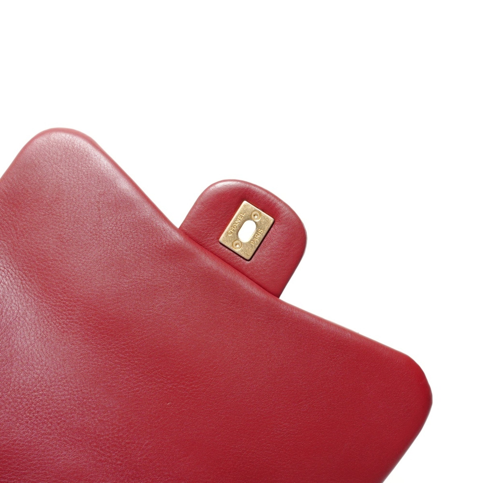 Chanel Red Color Shoulder Bag (Pre-Owned)