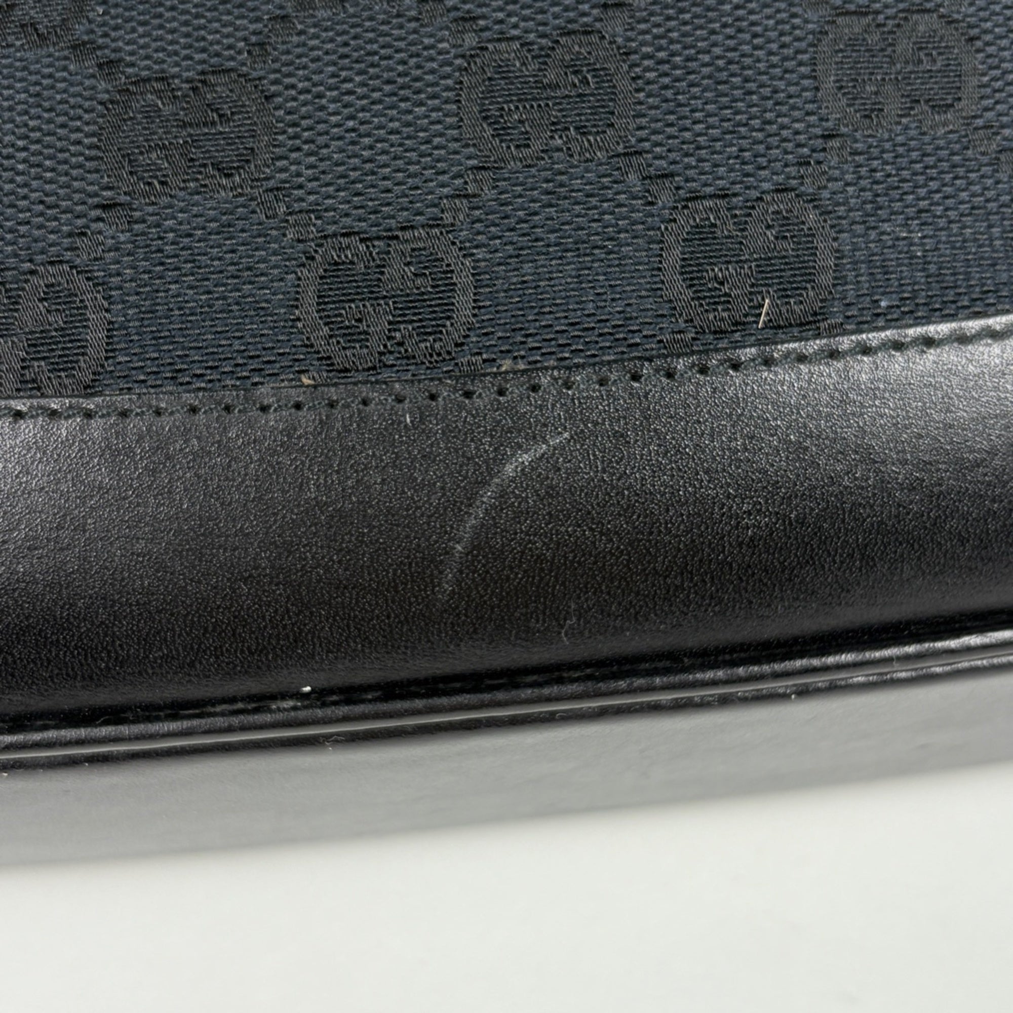 Gucci Black Gg Canvas Leather Shoulder Bag (Pre-Owned)