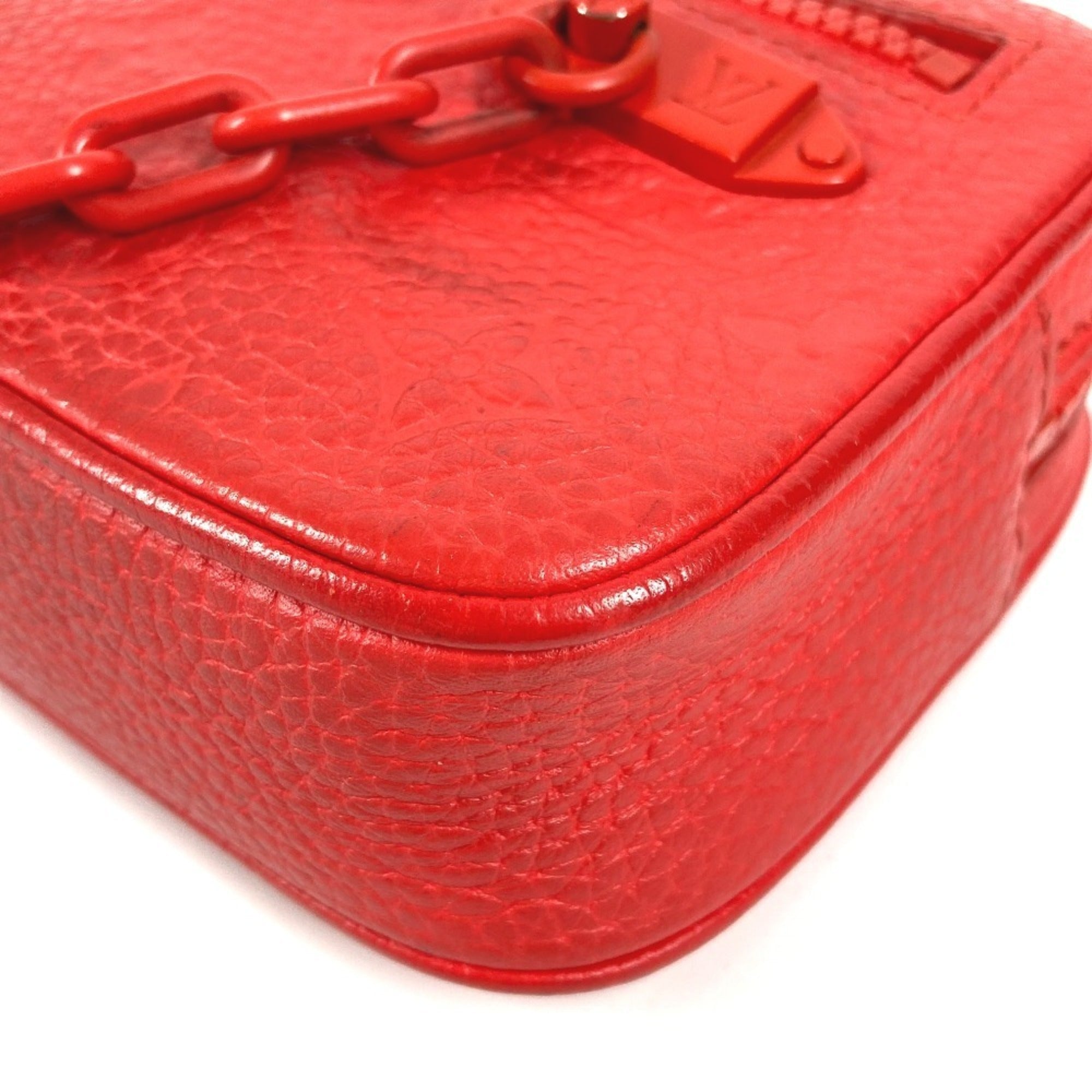 Louis Vuitton Red Color Monogram Empreinte Leather Clutch Bag (Pre-Owned)