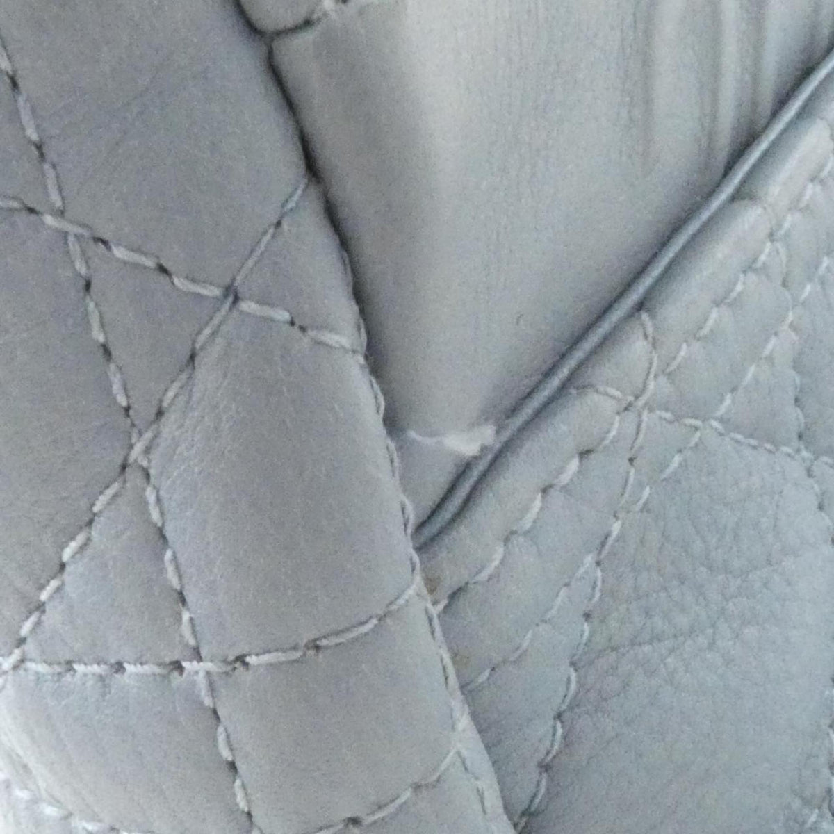 Christian Dior Gray Leather Shoulder Bag (Pre-Owned)