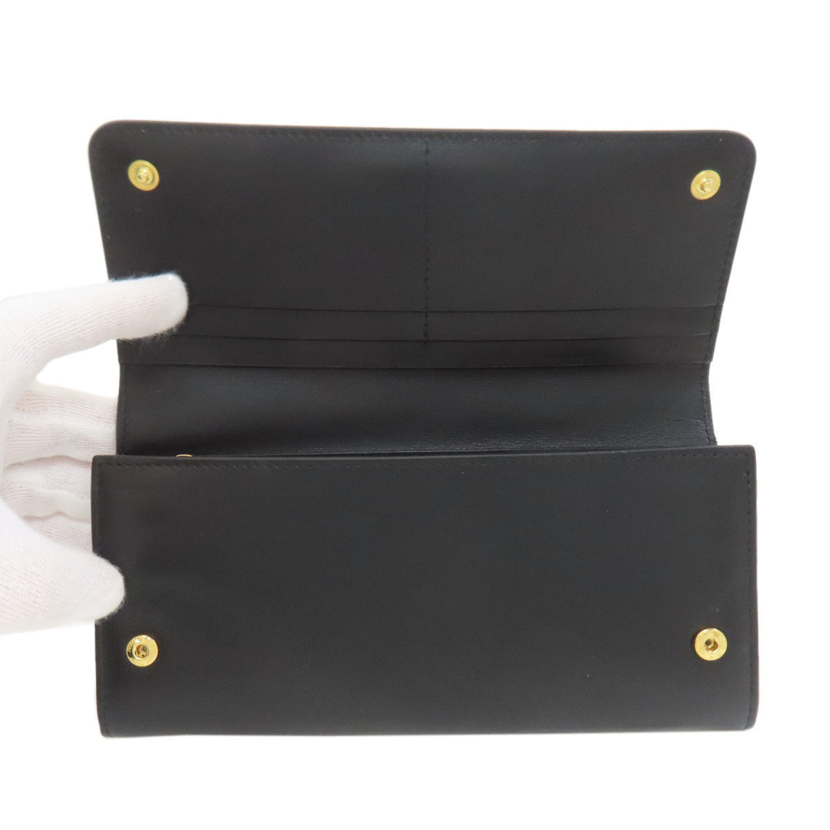 Miu Miu Black Leather Long Wallet (Bi-Fold) (Pre-Owned)