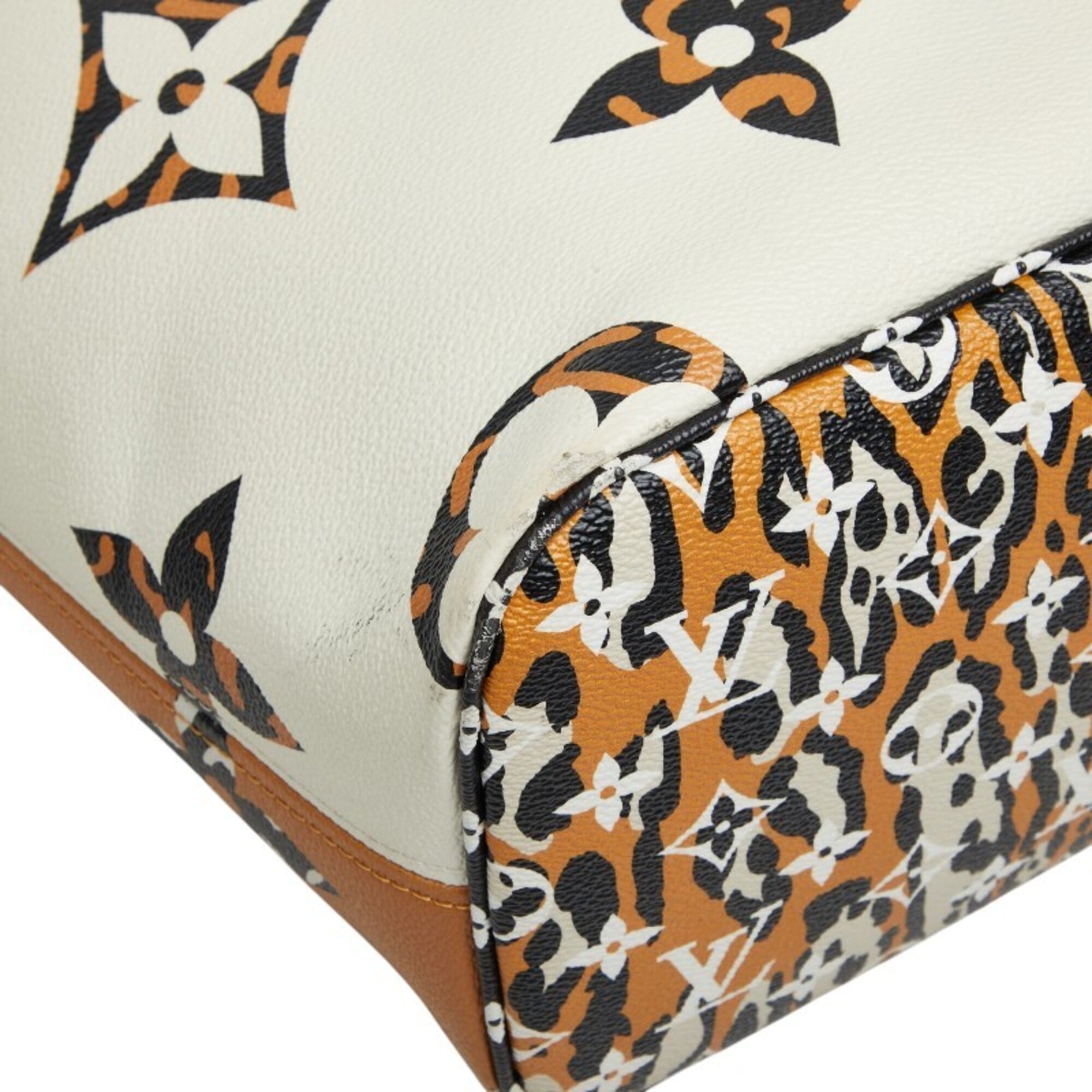 Louis Vuitton Camel Ivory Multi-Color Pvc Leather Pouch Shoulder Bag Tote Bag (Pre-Owned)