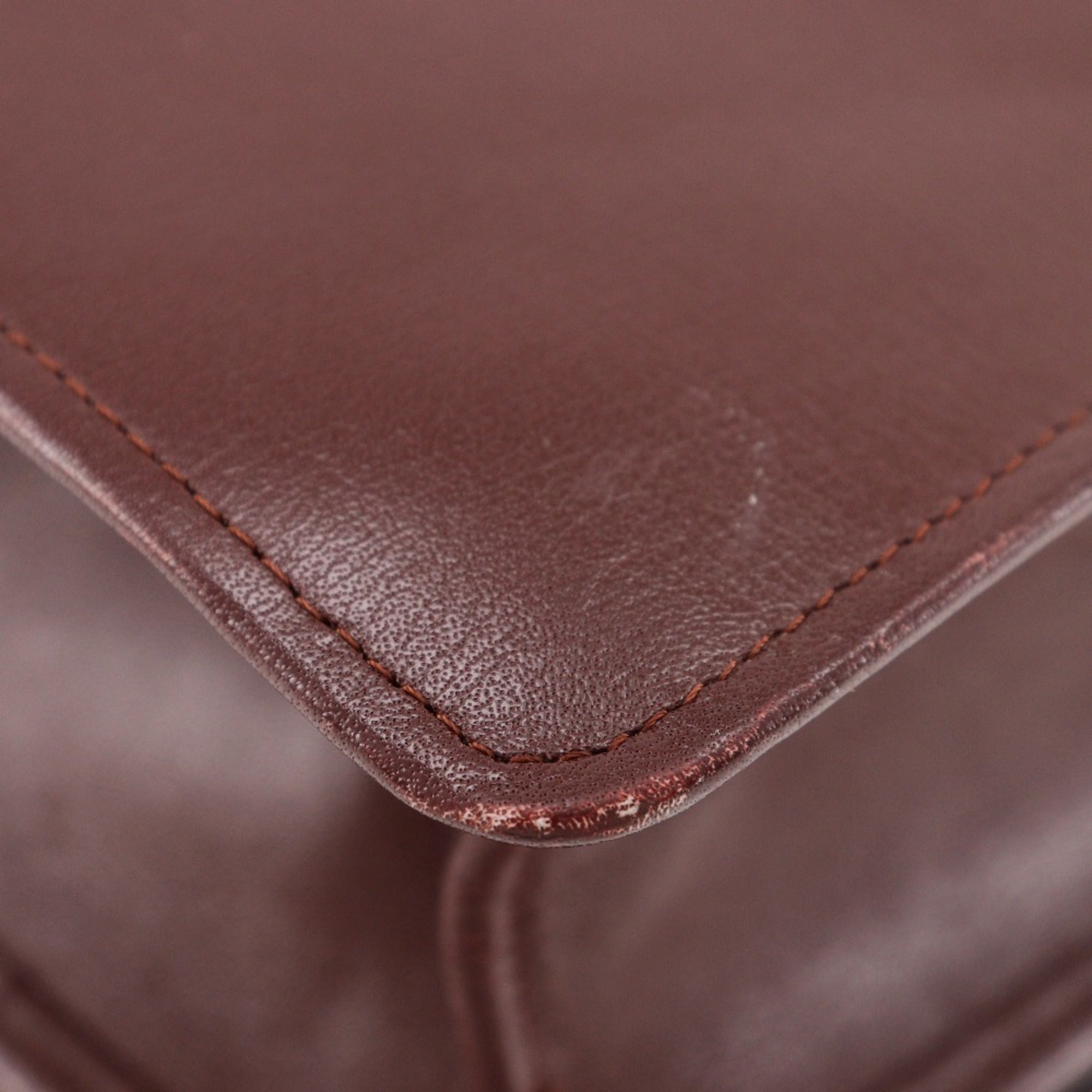 Cartier Bordeaux Leather Shoulder Bag (Pre-Owned)