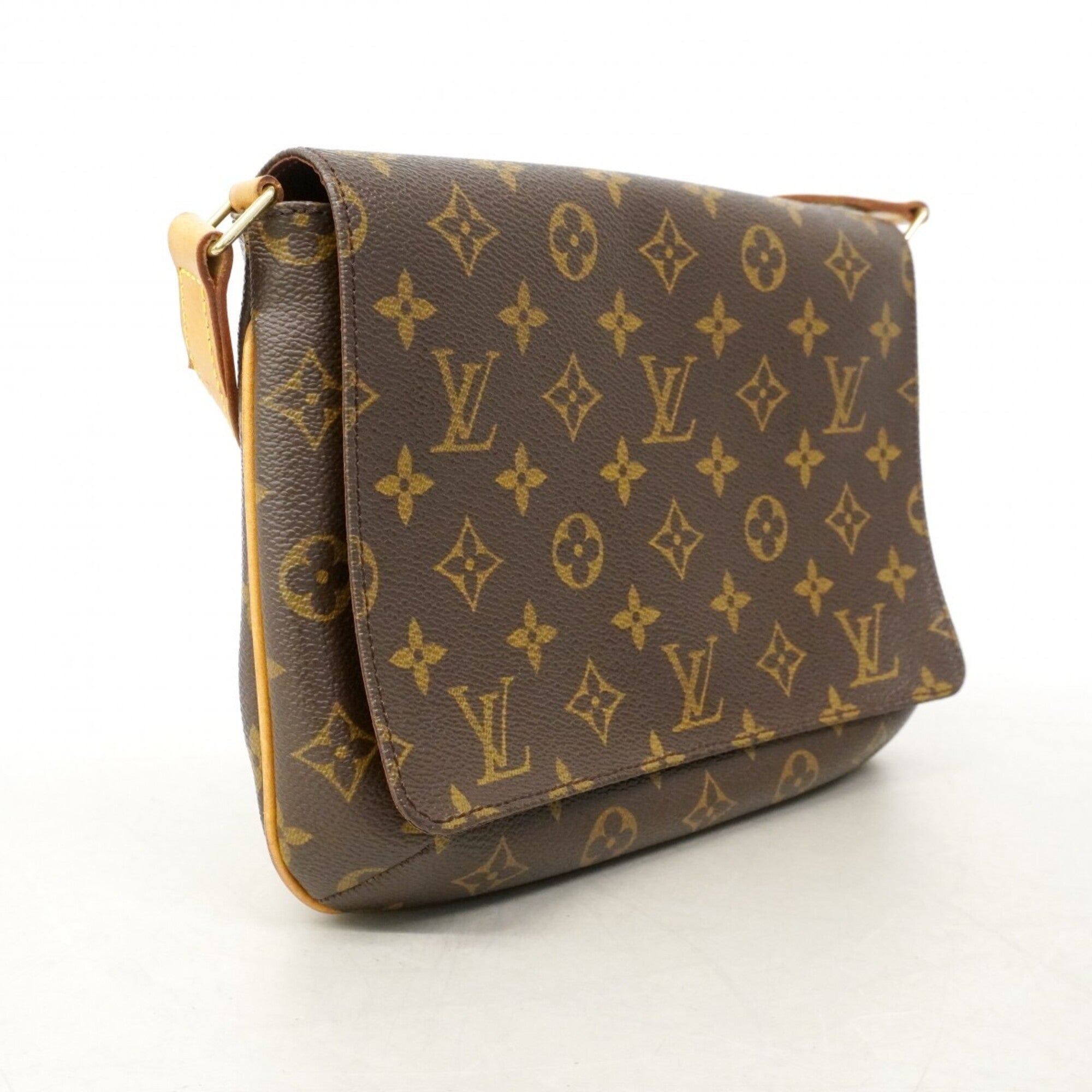 Louis Vuitton Brown Shoulder Bag (Pre-Owned)