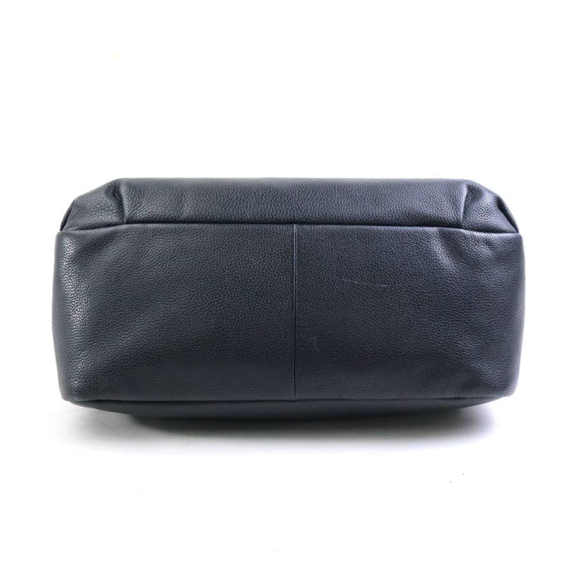 Longchamp Black Leather Shoulder Bag (Pre-Owned)